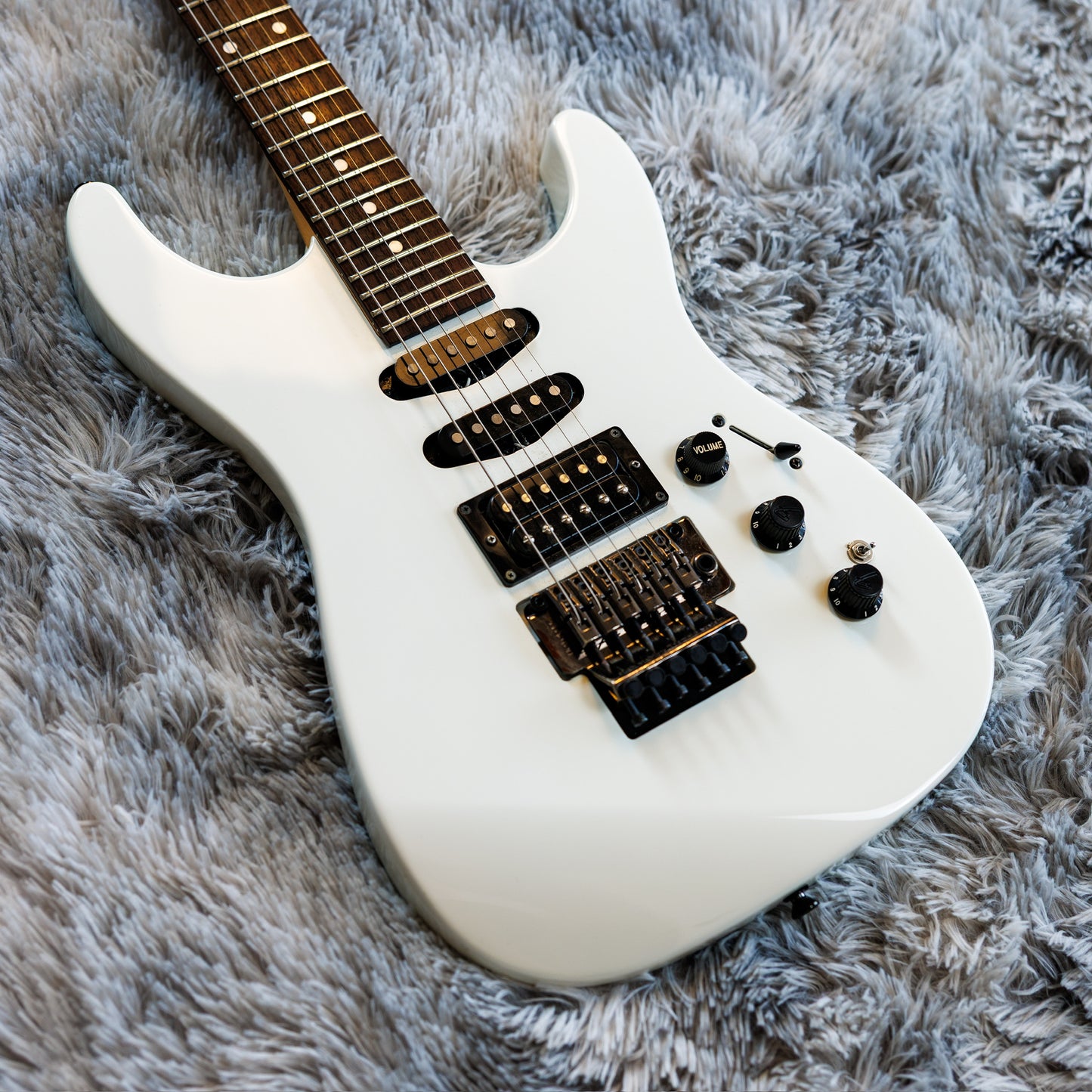 RARE Fender Limited Edition HM Strat Reissue 2020 - Bright White