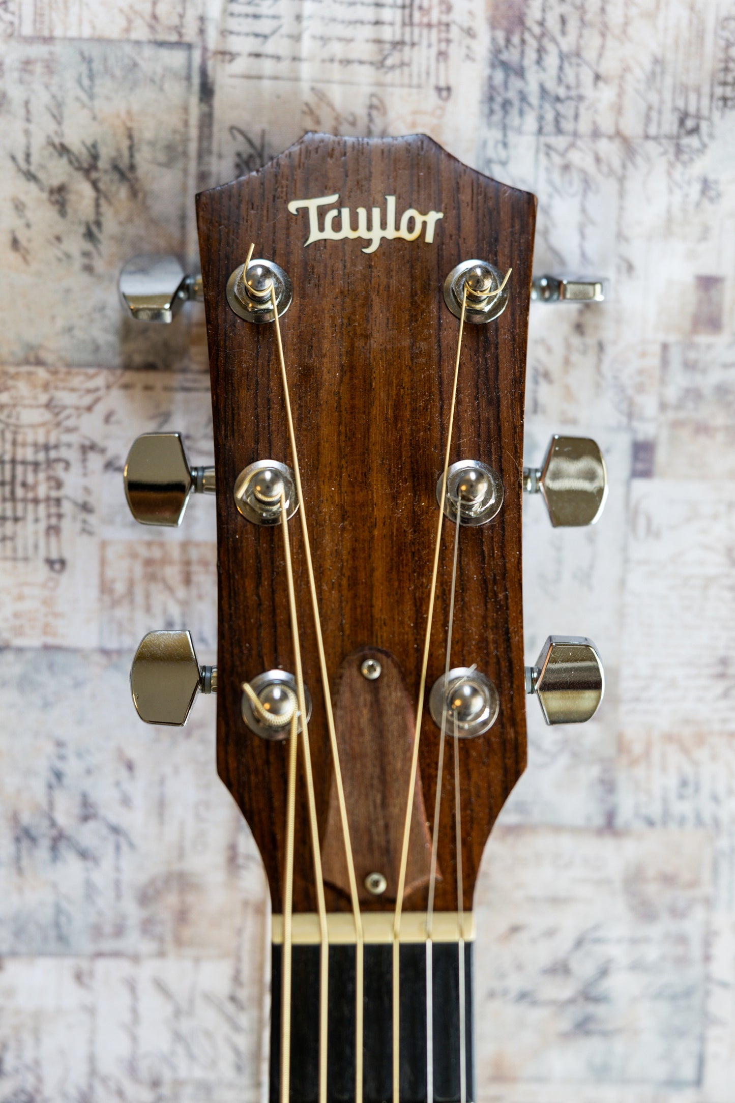 Taylor 214ce-SB with ES-T Electronics 2012 - 2013 - Sunburst