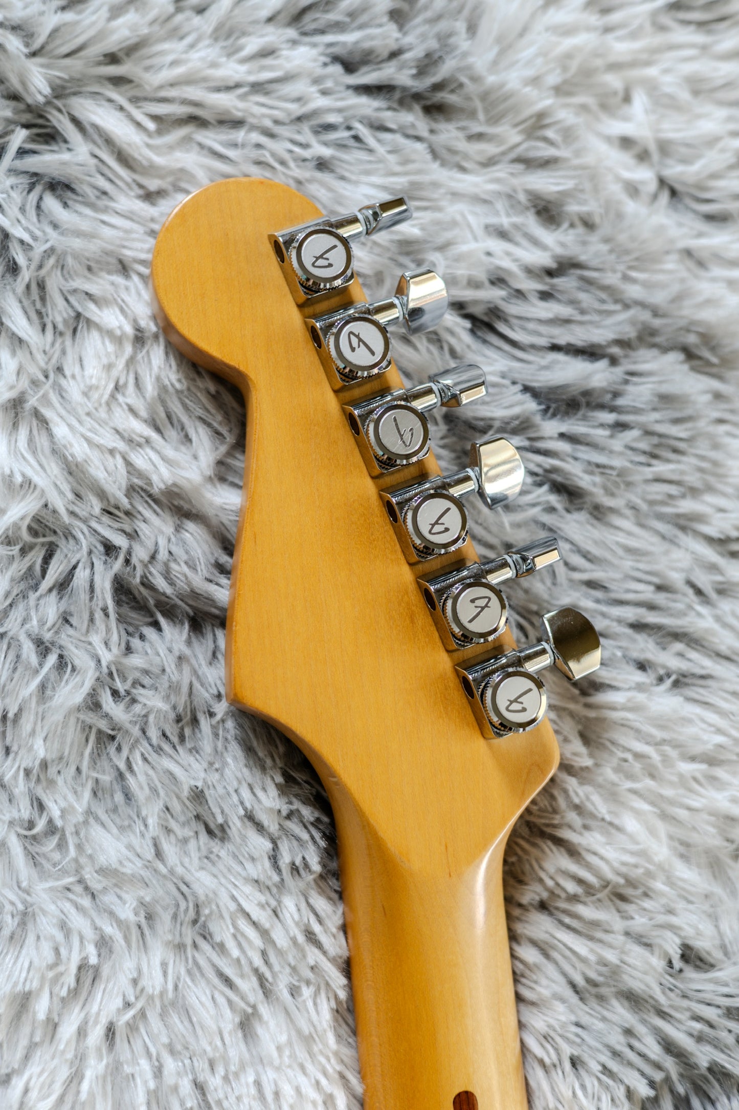 Fender Player Stratocaster with Maple Fretboard 2021 - Present - Olympic Pearl