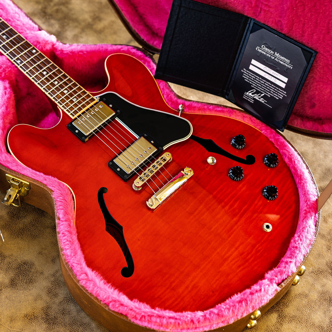 Cherry Gibson ES-335 semi-hollow guitar, a versatile do-it-all electric that covers many genres