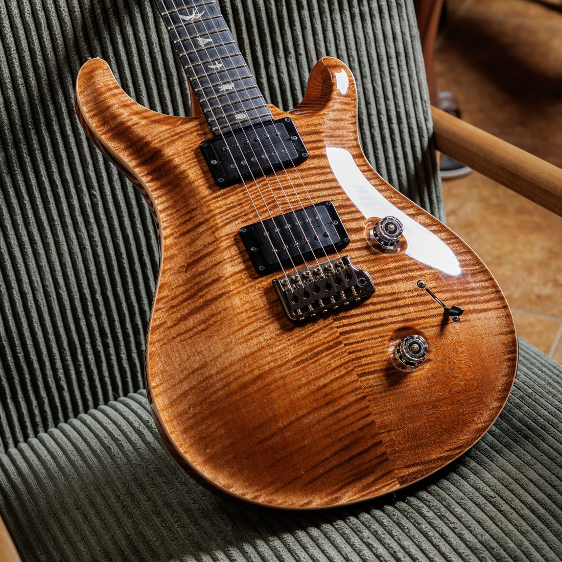 Used PRS Custom 24 Wood Library with a figured flame maple top, an example of premium hand-selected wood on a big-brand guitar