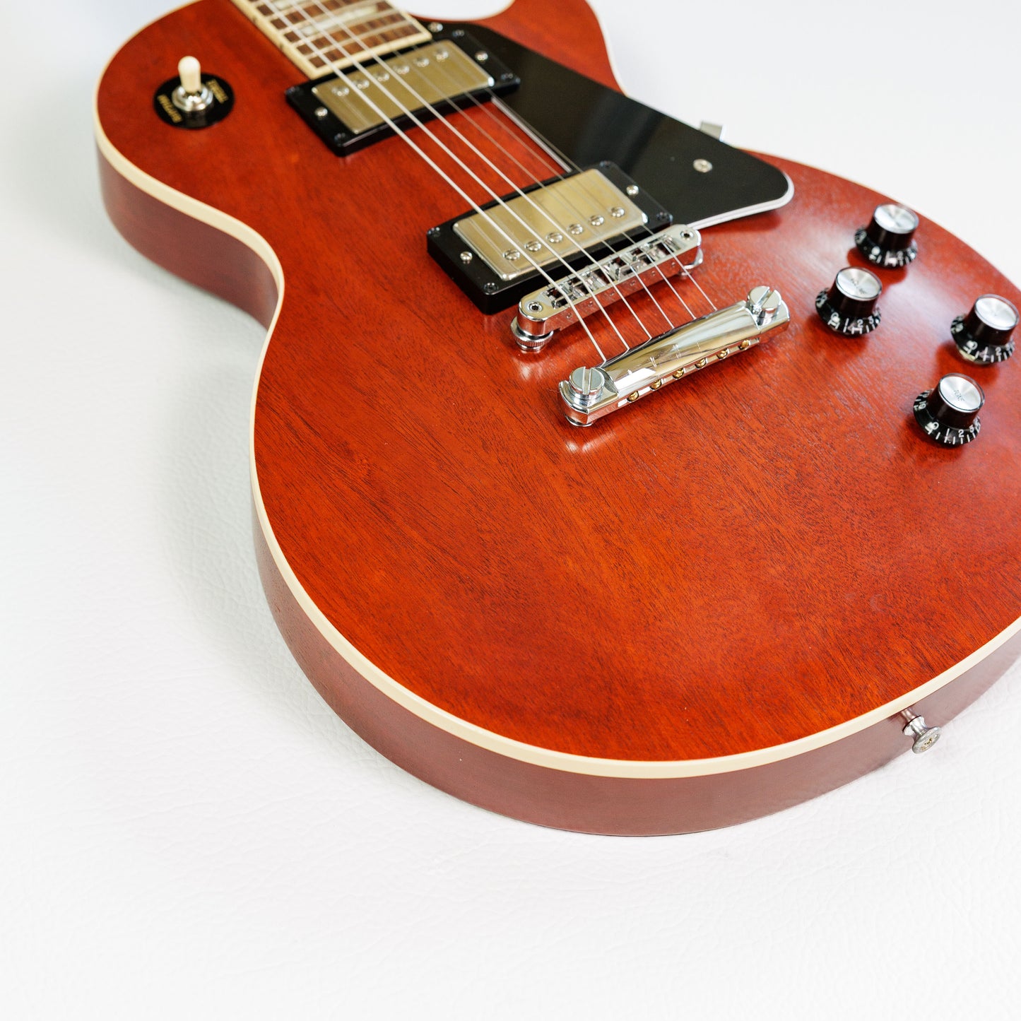Gibson Les Paul Traditional Pro V Satin Mahogany Top 2020 - Satin Wine Red