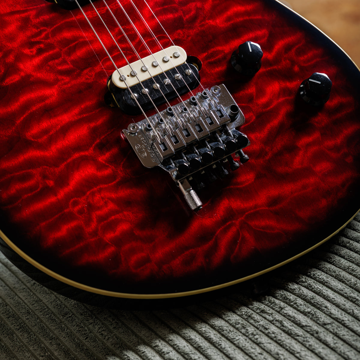 EVH Wolfgang WG Special QM with Birds-Eye Maple Neck 2013 - Sangria