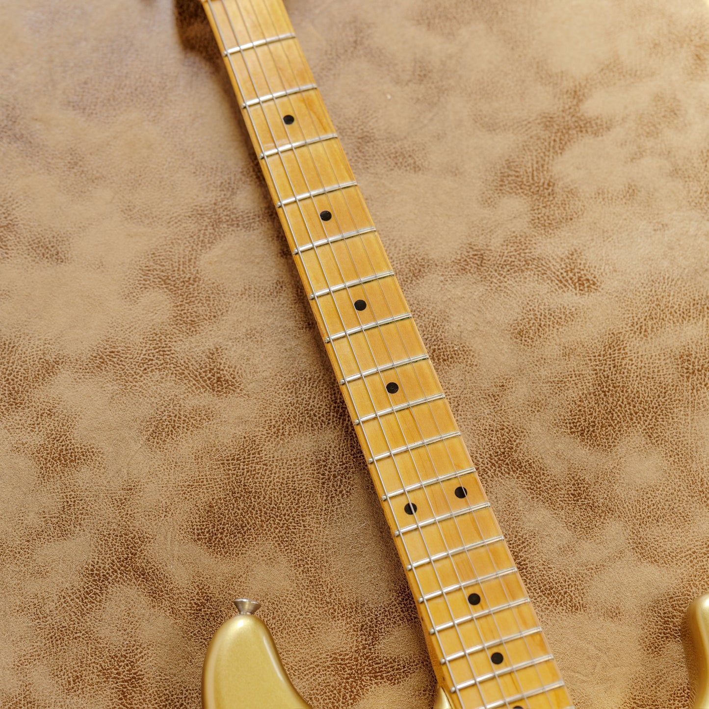 Fender American Original '50s Stratocaster with Maple Fretboard 2018 - 2021 - Aztec Gold