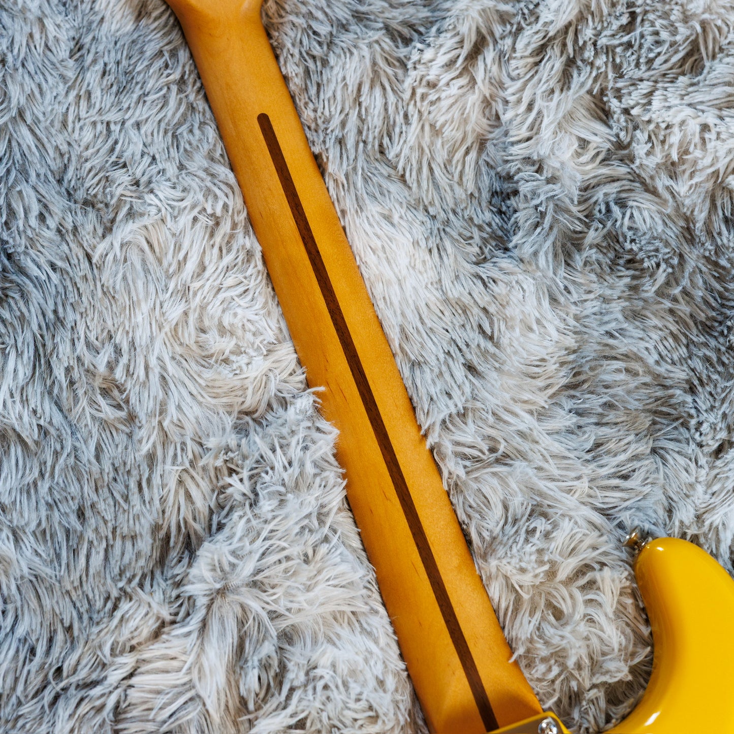 Fender Player II Modified Stratocaster with Maple Fretboard 2025 - Present - Sunshine Yellow