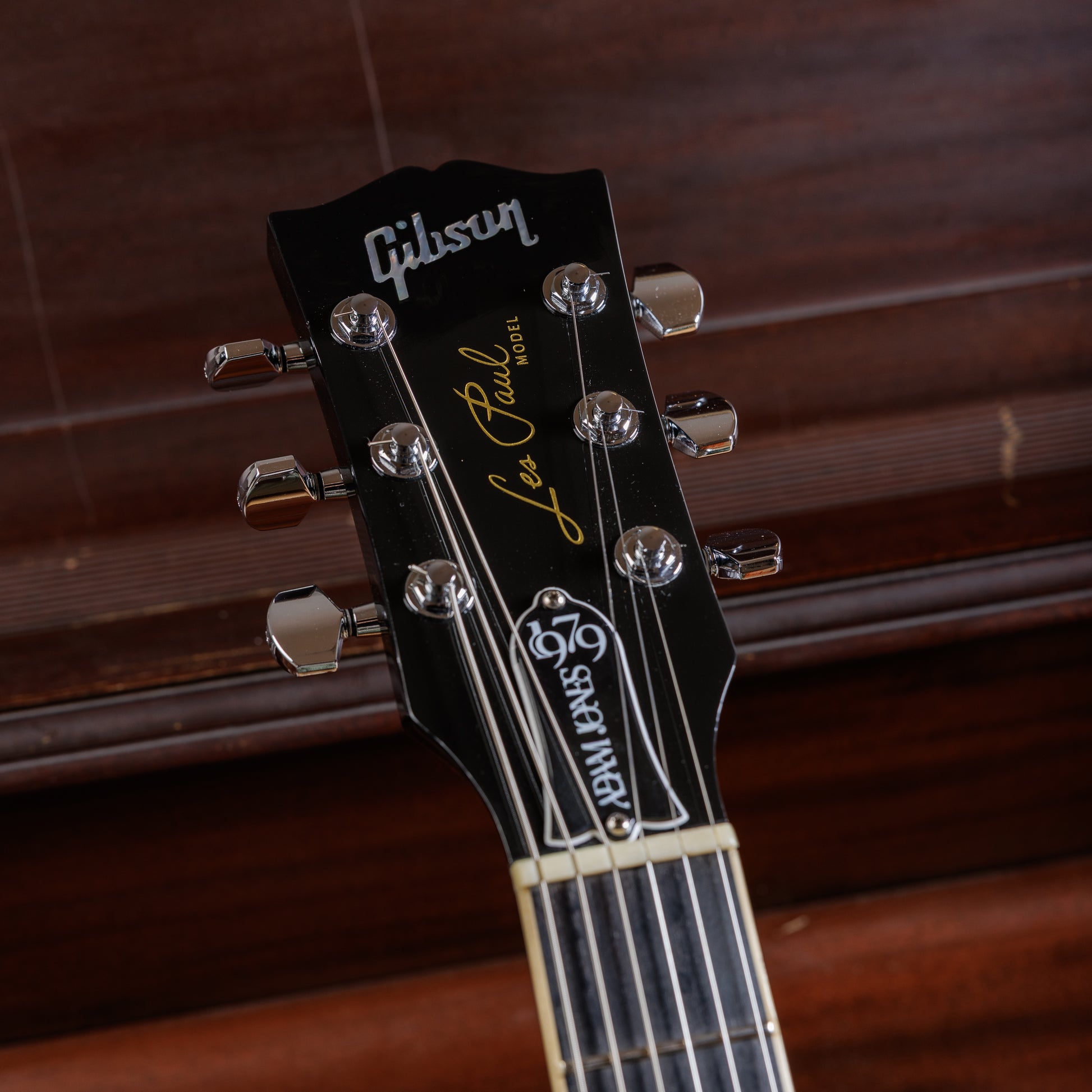 Gibson Adam Jones Signature Les Paul Standard 2022 - Present - Antique Silverburst