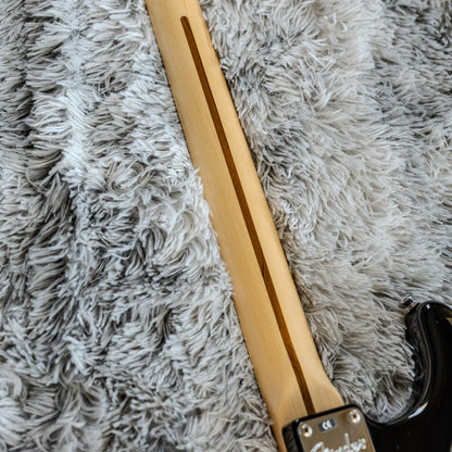 Fender American Series VG Stratocaster with Maple Fretboard 2007 - Black