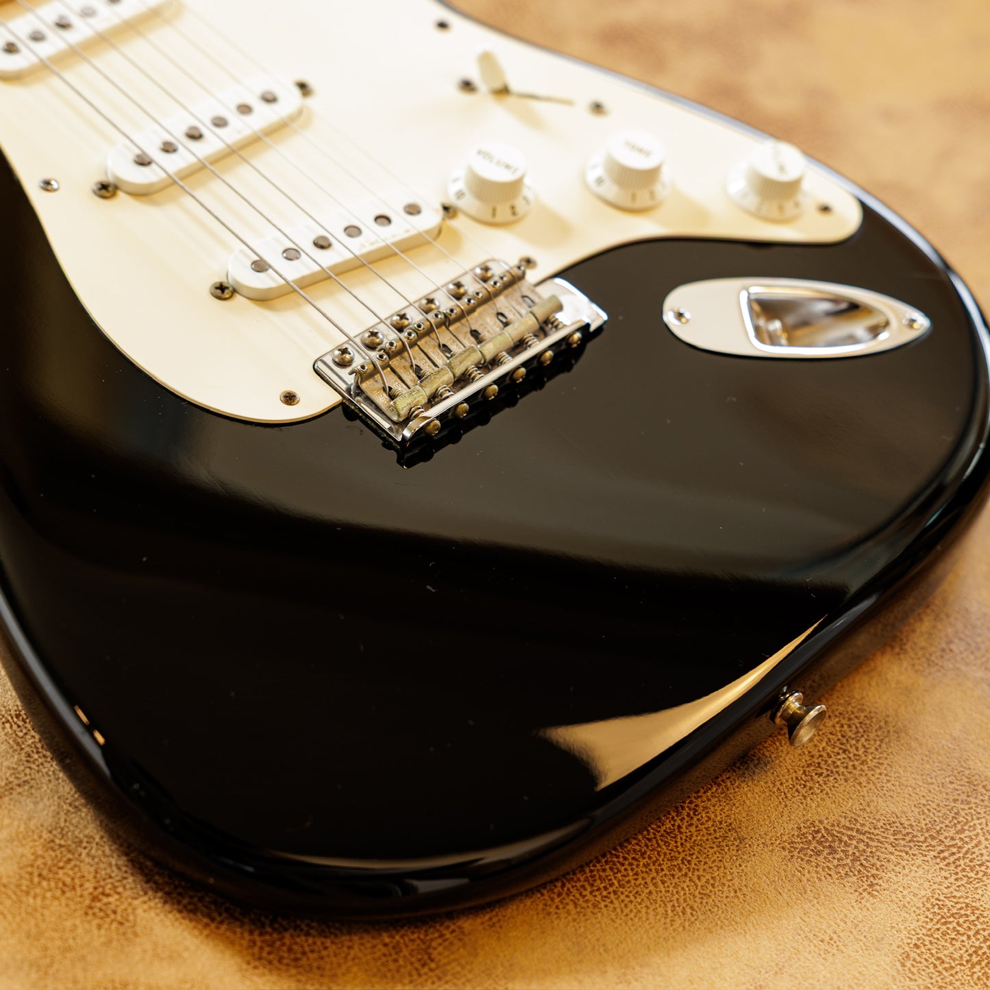 Fender Eric Clapton Artist Series Stratocaster with Vintage Noiseless Pickups 2001 - Present - Black