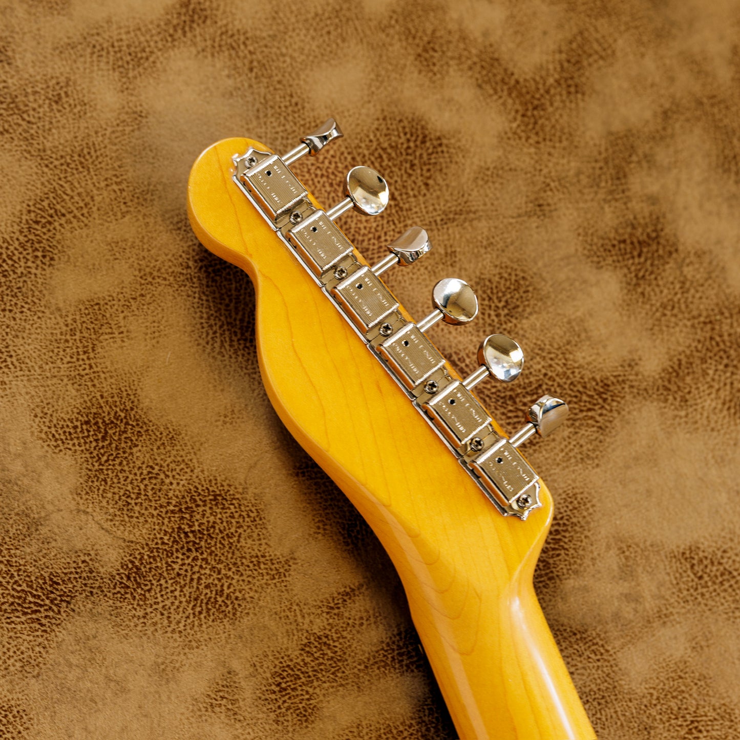 Fender American Original '60s Telecaster with Rosewood Fretboard 2018 - 2022 - 3-Color Sunburst