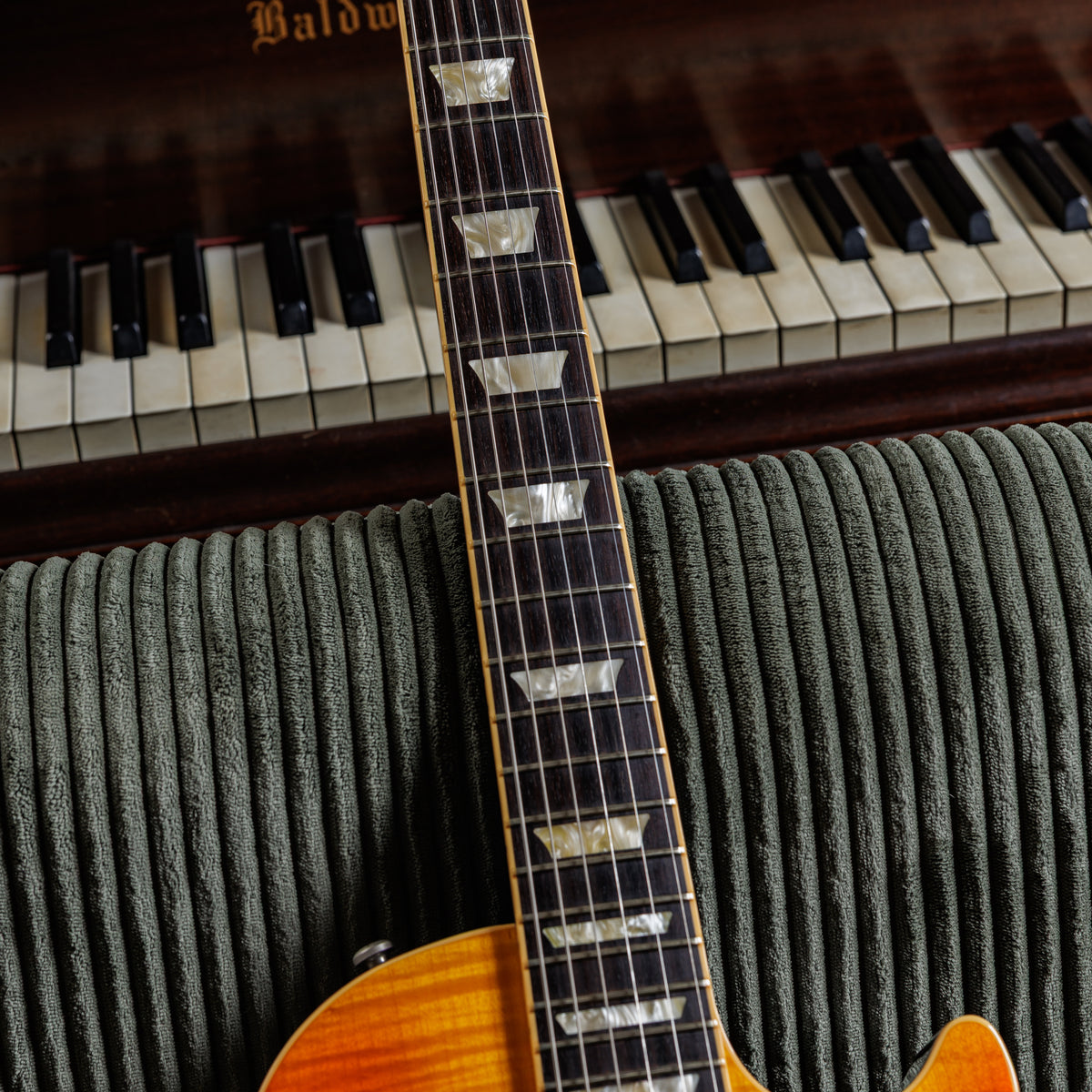 Gibson Guitar Of The Week #2 Les Paul Classic Antique 2007 - Fireburst