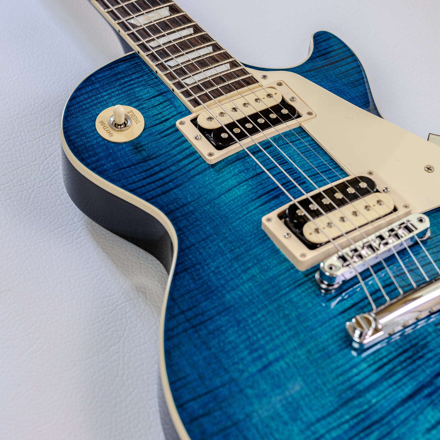 Gibson Les Paul Traditional Pro V 2019 - Present - Ocean Water Perimeter