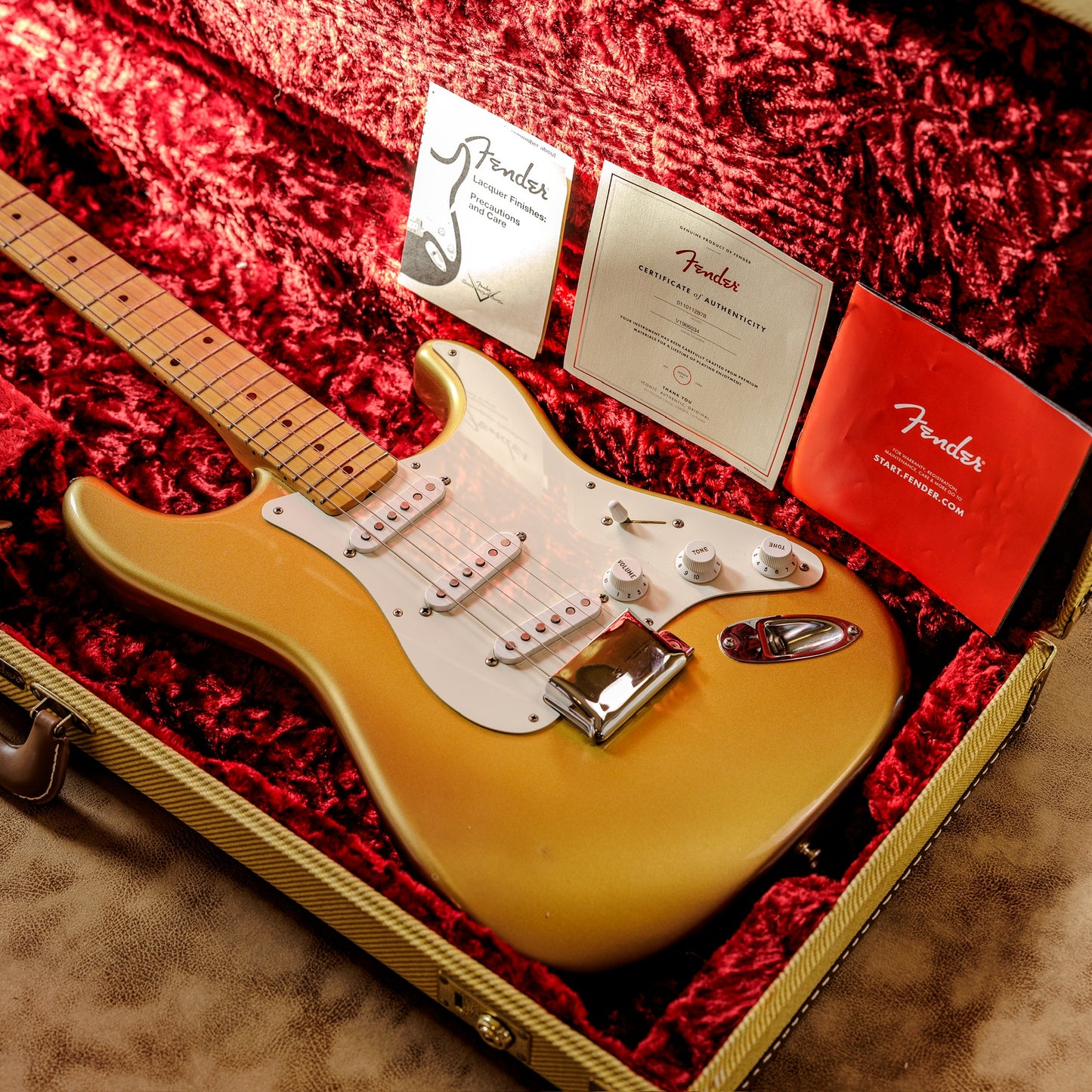 Fender American Original '50s Stratocaster with Maple Fretboard 2018 - 2021 - Aztec Gold