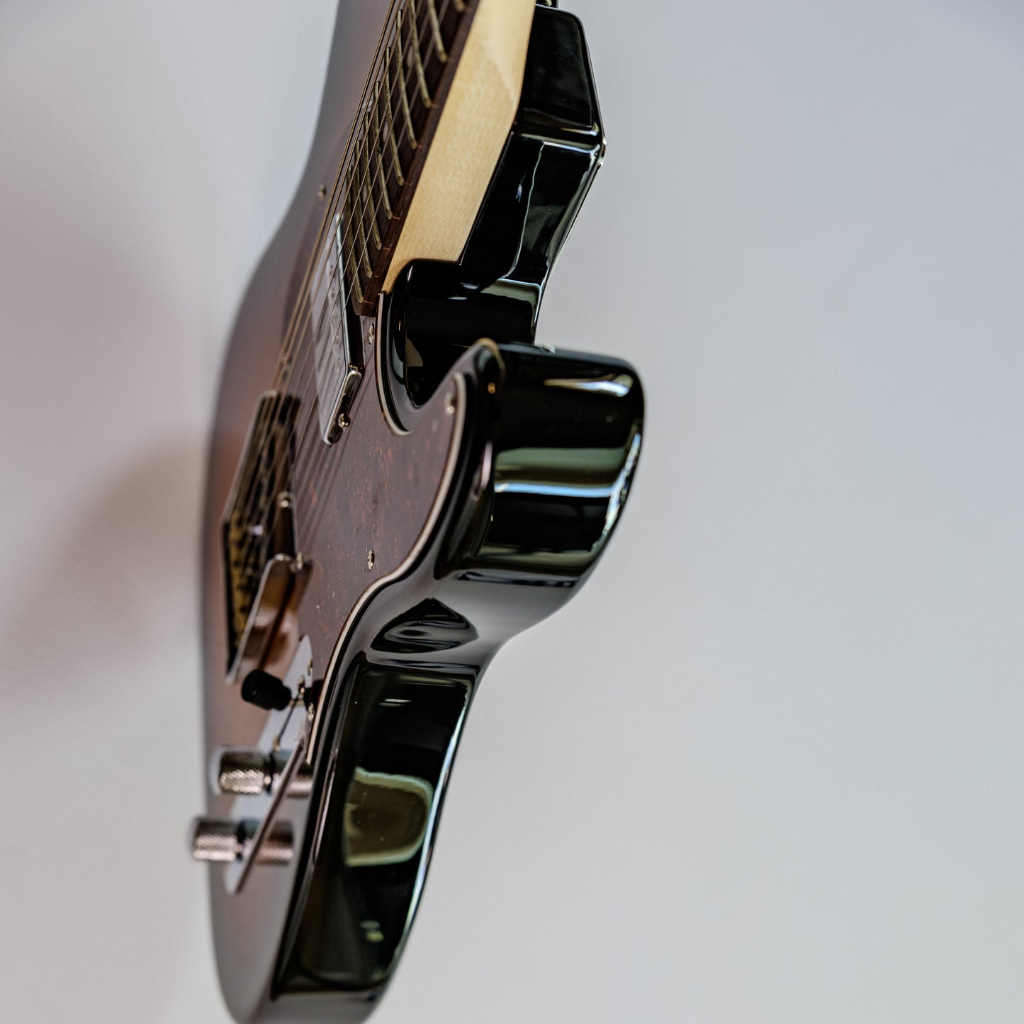 G&L Tribute Series ASAT Classic Bluesboy with Rosewood Fretboard 2010 - Present - 3-Tone Sunburst