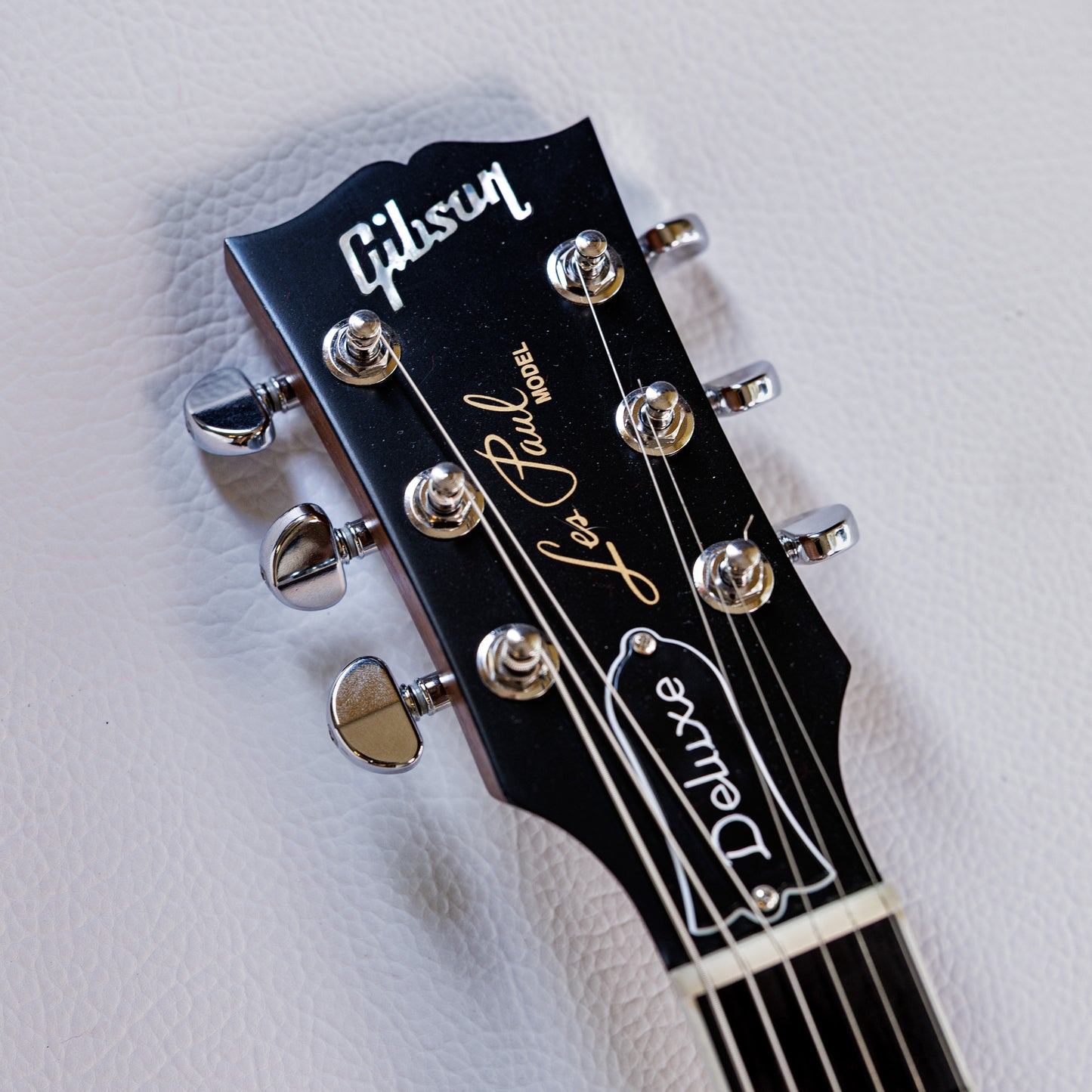 Gibson Les Paul Deluxe Player Plus 2018 - Satin Vintage Sunburst