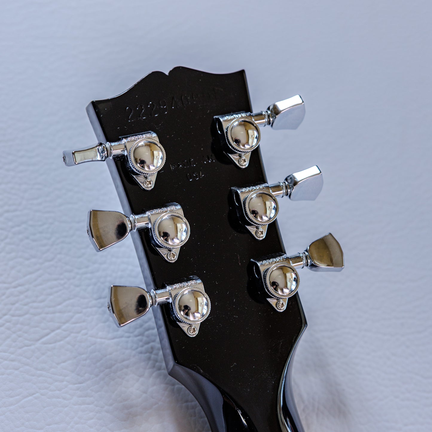 Gibson Les Paul Traditional Pro V 2019 - Present - Ocean Water Perimeter