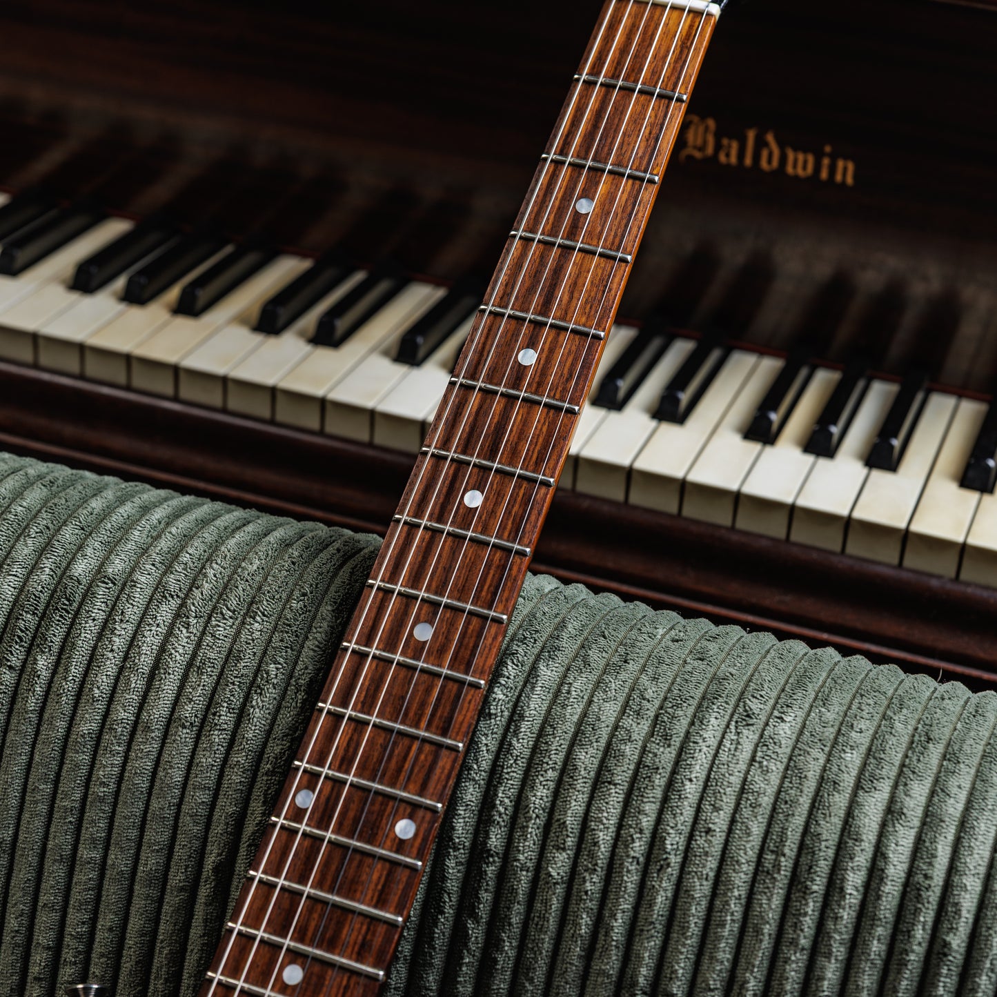 Gibson "Fruit of the Loom" Special Edition Blueshawk 1997 - Ebony