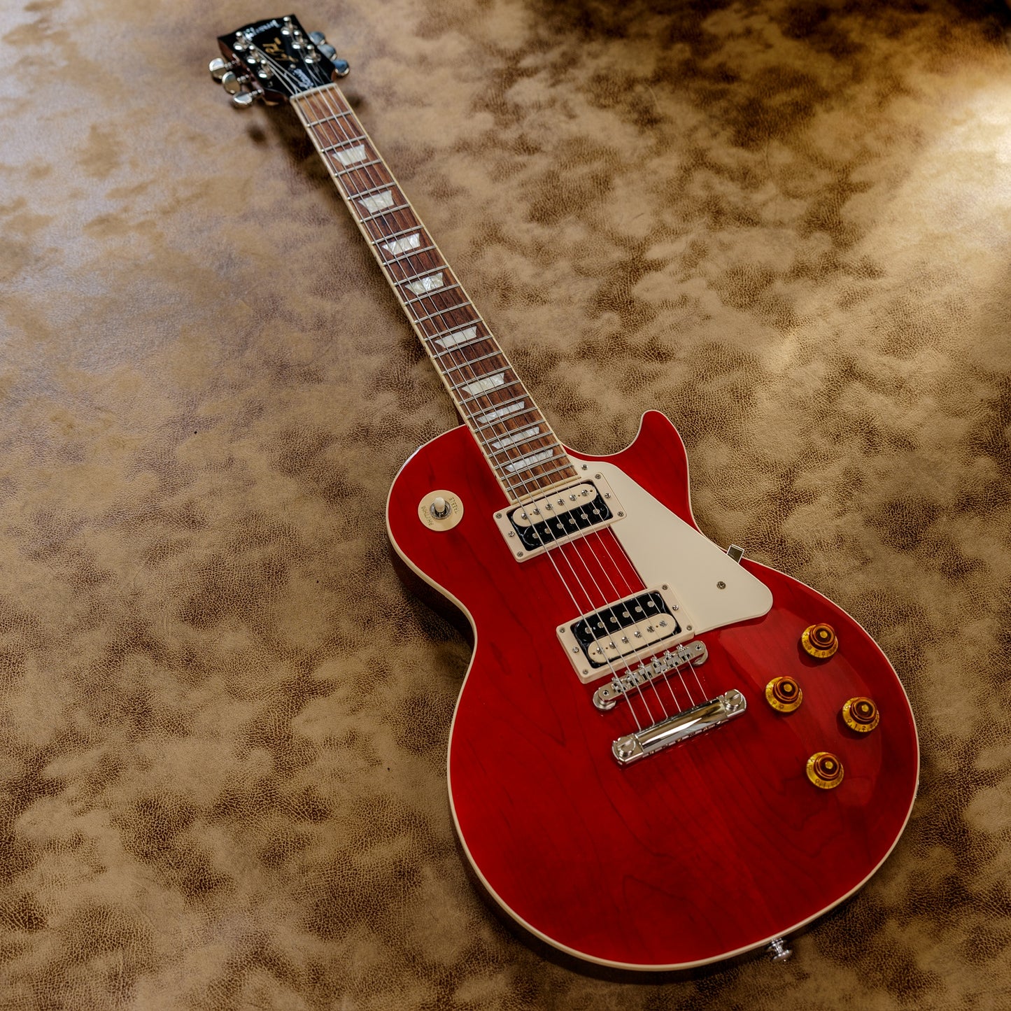 CLEAN Gibson Les Paul Classic 2019 - 2023 - Translucent Cherry