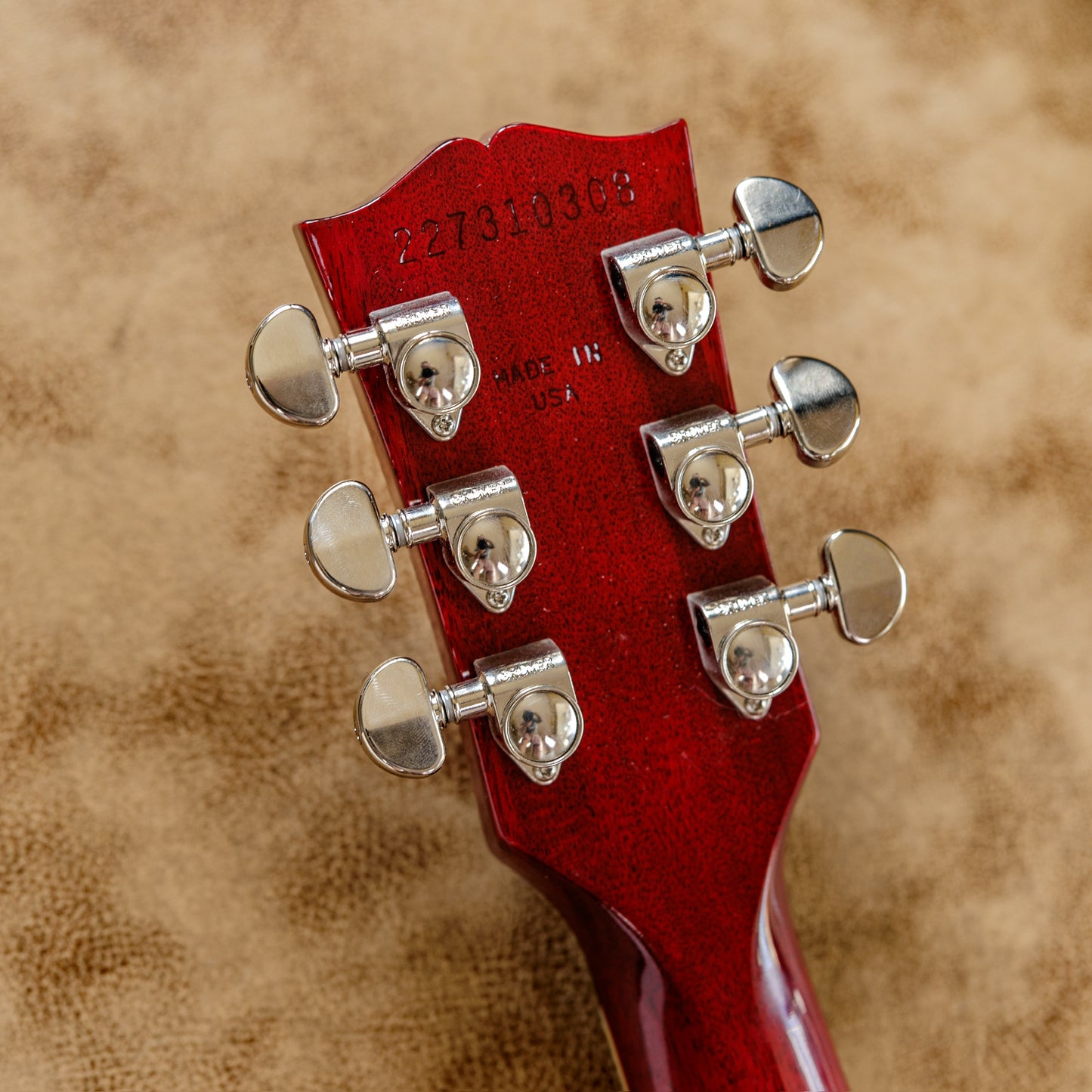 CLEAN Gibson Les Paul Classic 2019 - 2023 - Translucent Cherry