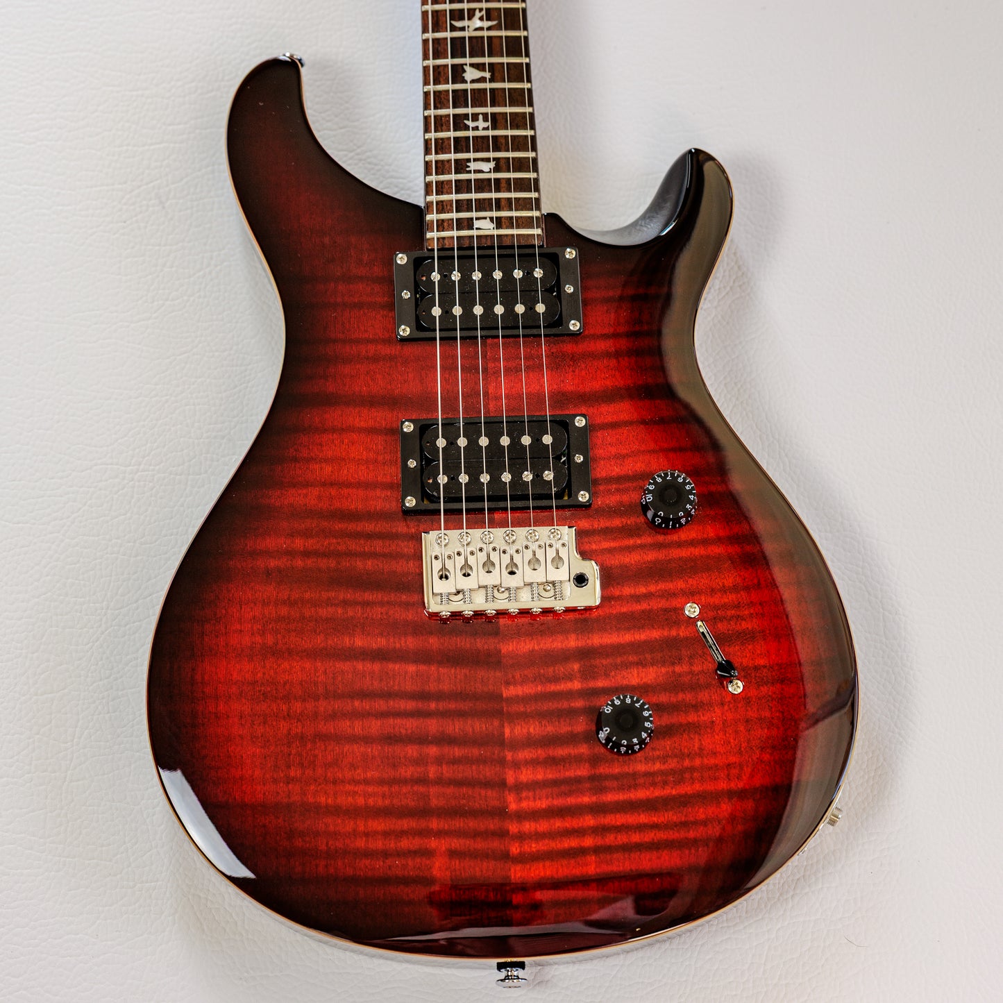 PRS SE Custom 24 2018 - 2019 - Fire Red Burst