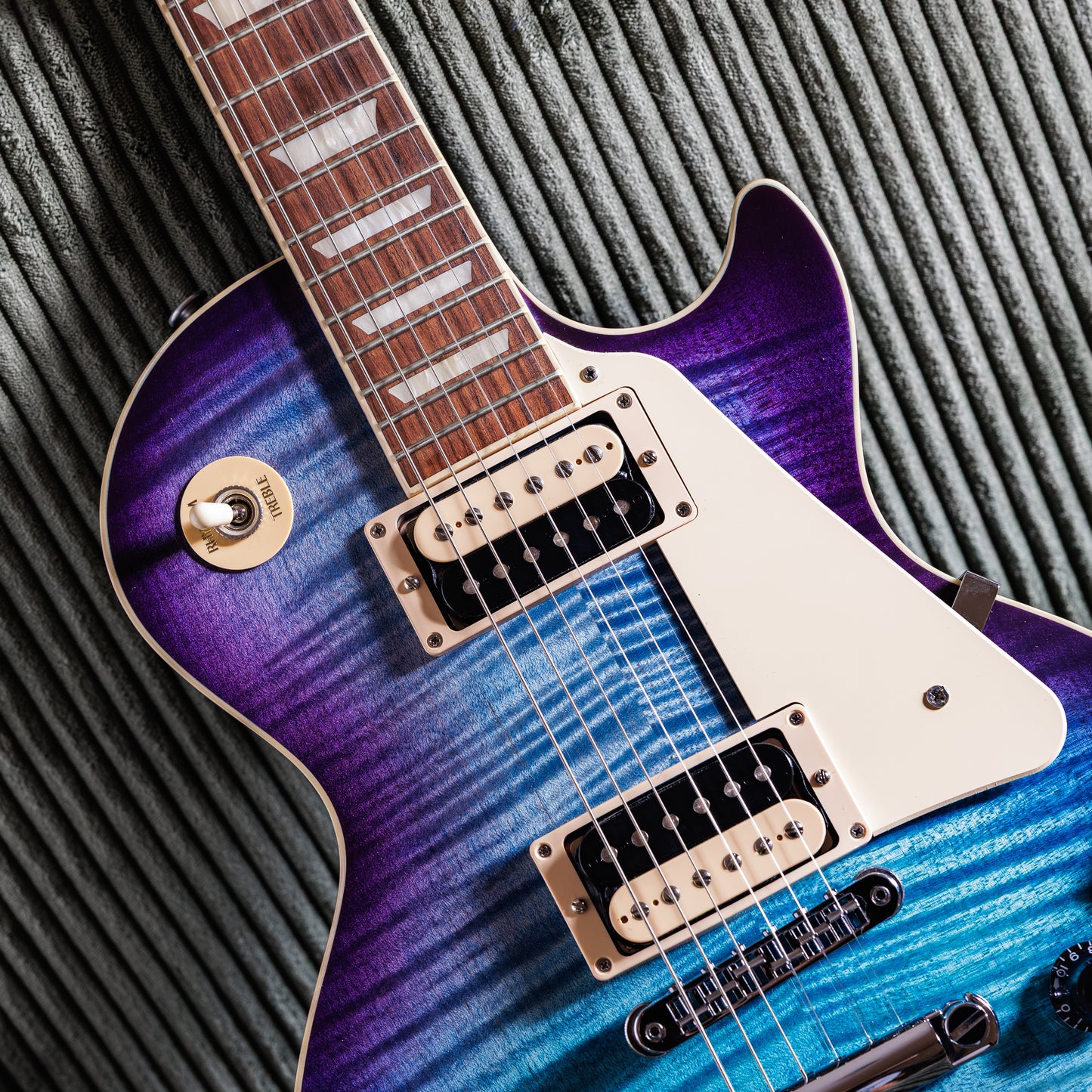 Gibson Les Paul Traditional Pro V 2019 - Present - Blueberry Burst