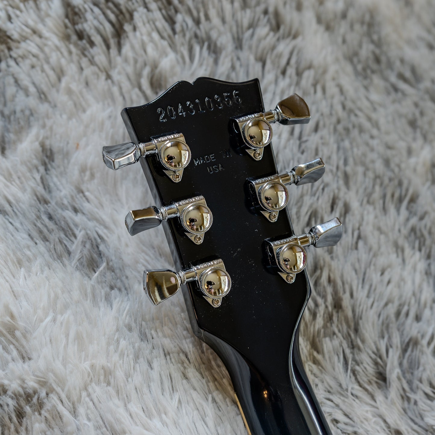 Stunning Gibson Les Paul Traditional Pro V 2019 - Present - Blueberry Burst