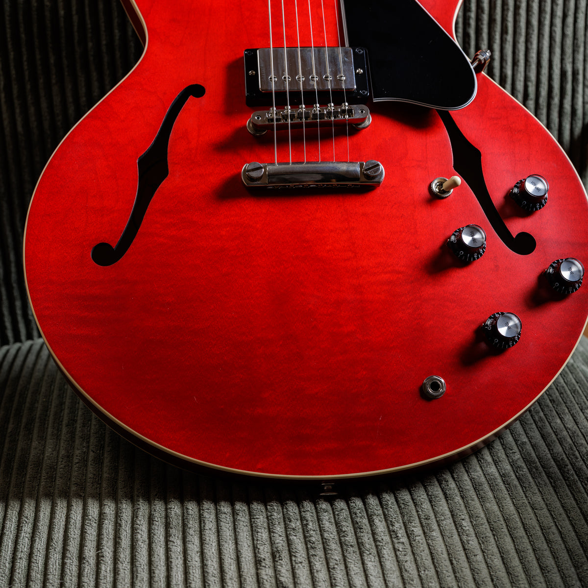 Gibson Modern Collection ES-335 Satin 2022 - Satin Cherry