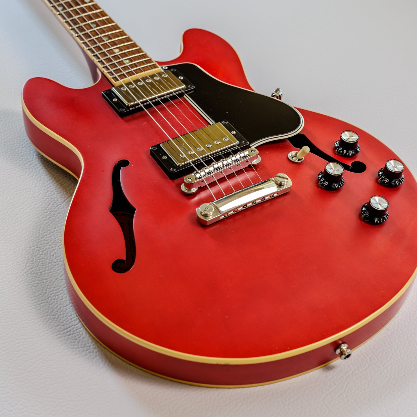 Gibson ES-339 with Dot Inlays 2007 - 2014 - Antique Red Cherry