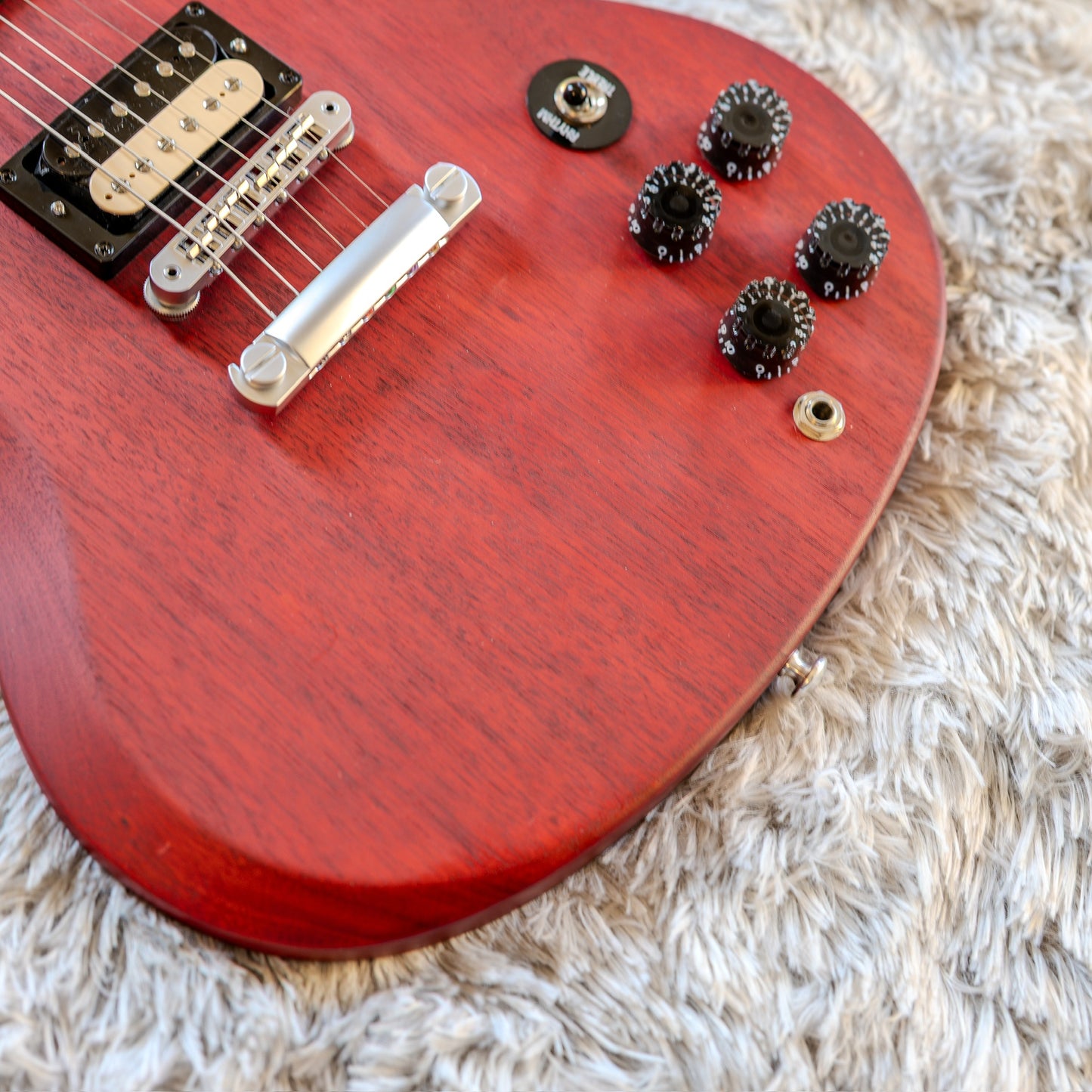 CLEAN Gibson SGJ 2014 - Cherry