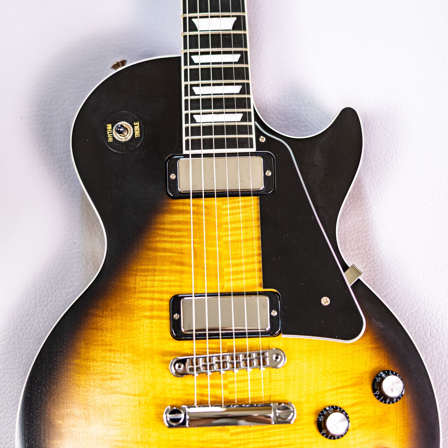 Gibson Les Paul Deluxe Player Plus 2018 - Satin Vintage Sunburst