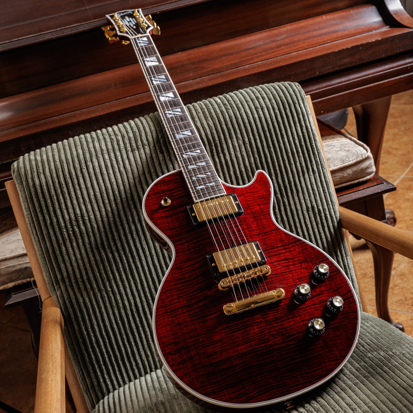Gibson Les Paul Supreme 2024 - Dark Wine Red