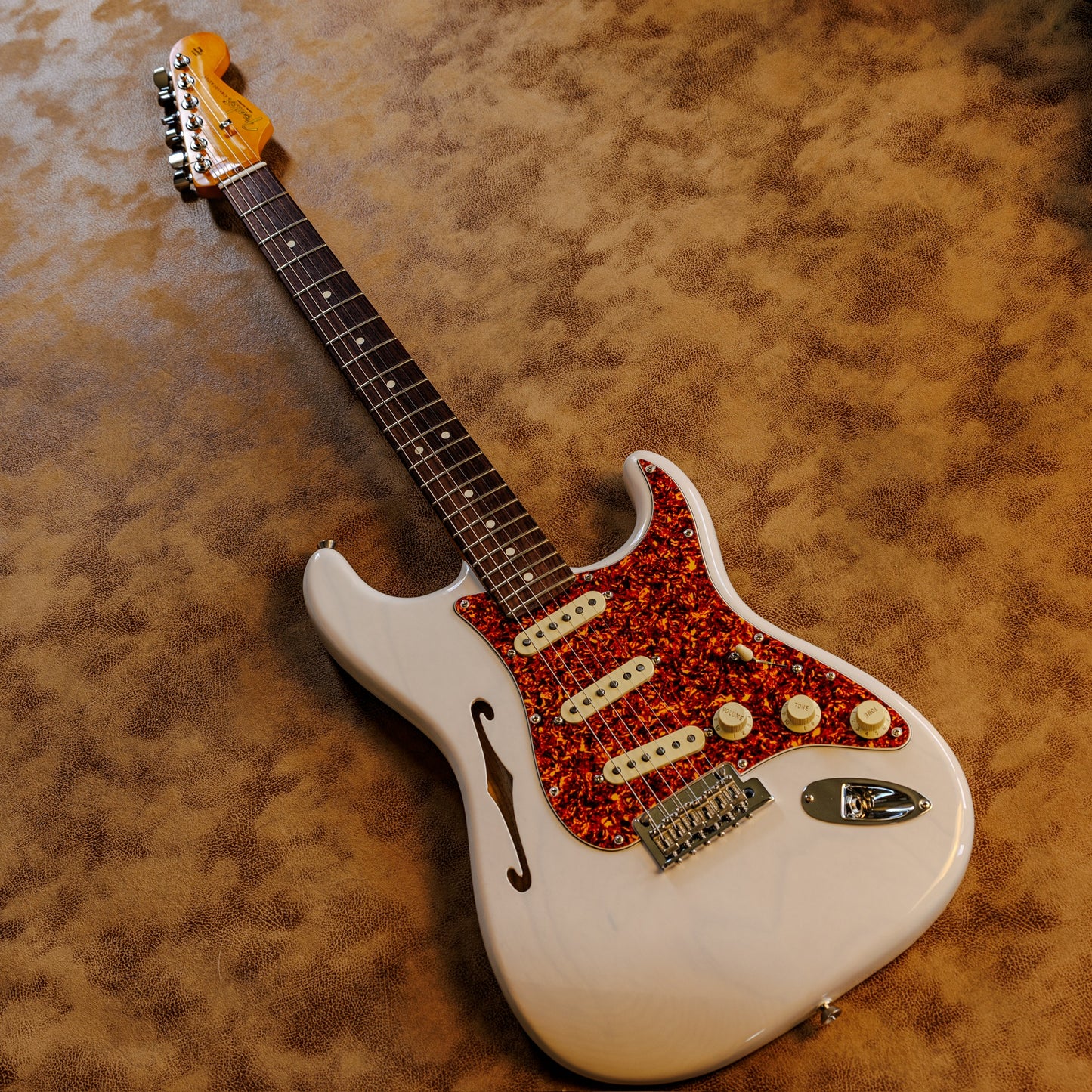 Fender American Professional II Stratocaster Thinline 2024 - Present - White Blonde