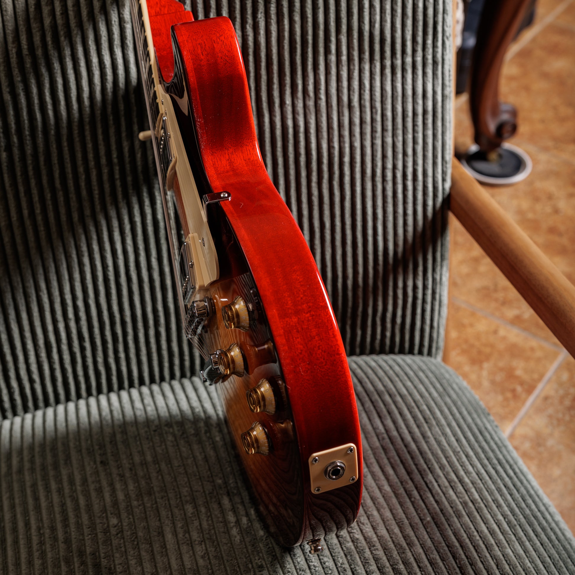 Gibson Les Paul Studio Session 2025 - Bourbon Burst