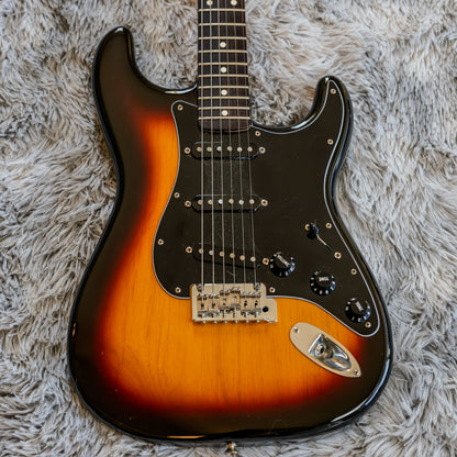 Fender Classic Player '60s Stratocaster with Rosewood Fretboard 2007 - 2018 - 3-Color Sunburst