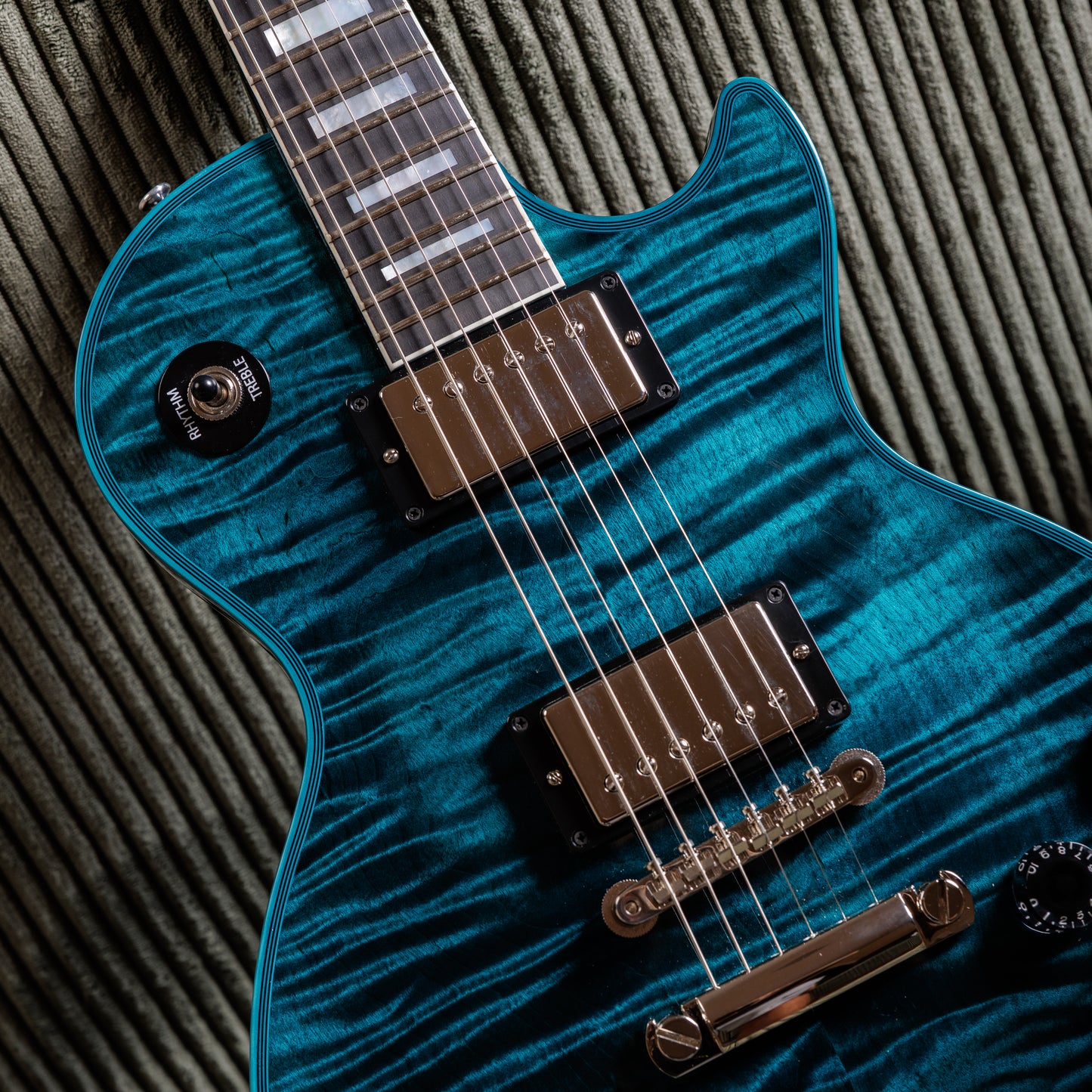 Gibson Custom Shop Special Order Les Paul Axcess Custom Peacock Widow