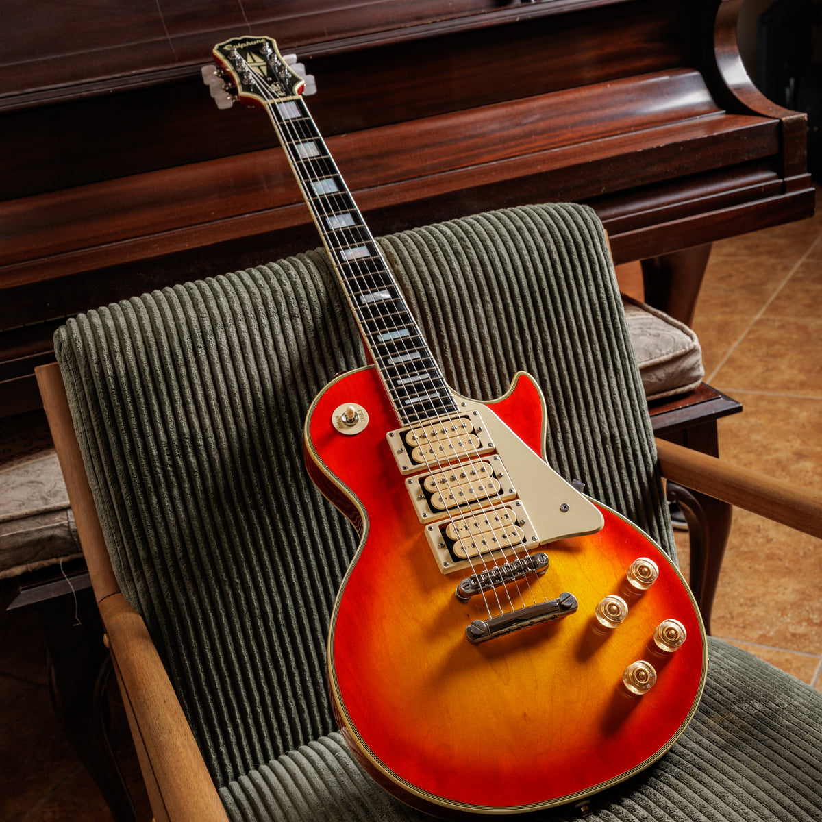 Epiphone Ace Frehley Signature "Budokan" Les Paul Custom 2012 - Faded Cherry Sunburst