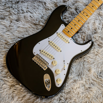 Like New Fender Jimi Hendrix Artist Series Signature Stratocaster 2016 - 2018 - Black