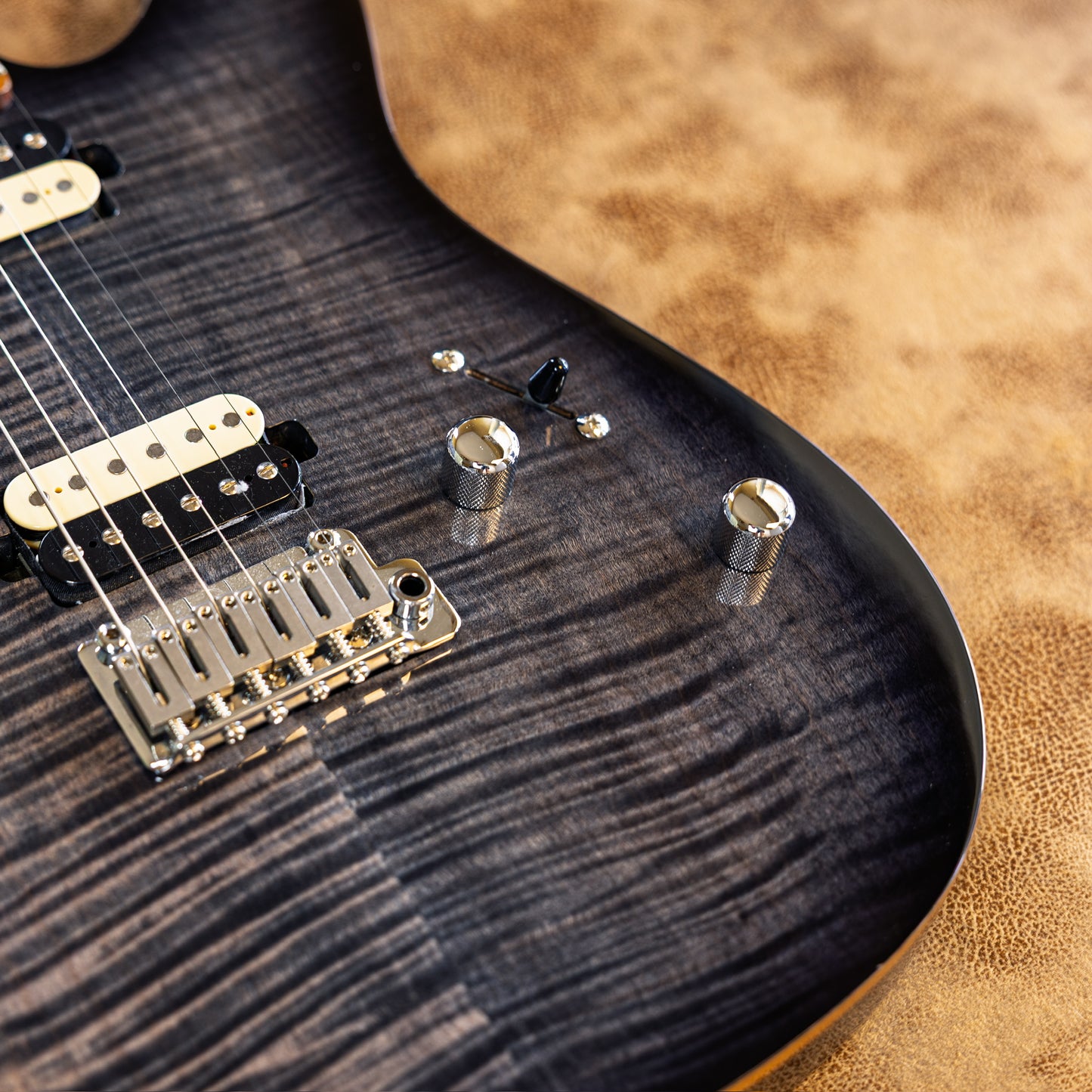 Sire Larry Carlton T7 Flame Maple 2021 - Present - Transparent Black