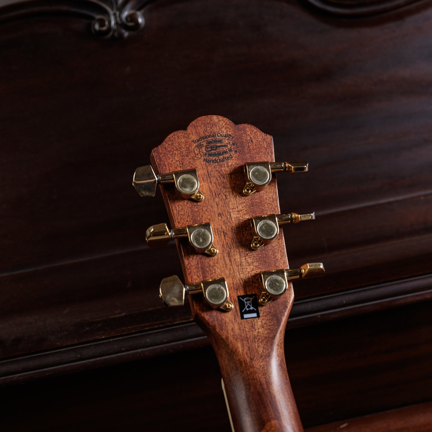 Washburn HJ40SCE Heritage Jumbo with Electronics 2010s - Natural