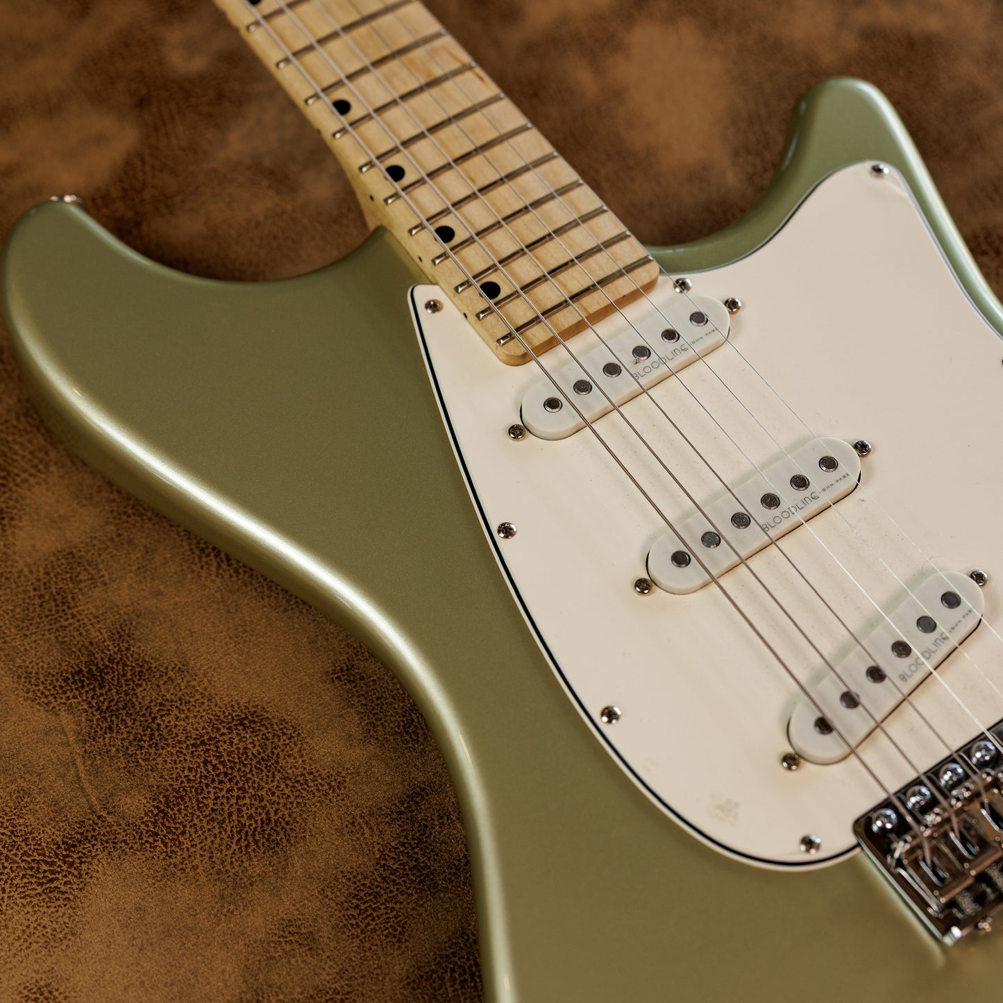 John Page Classic Ashburn 2010s - Inca Silver