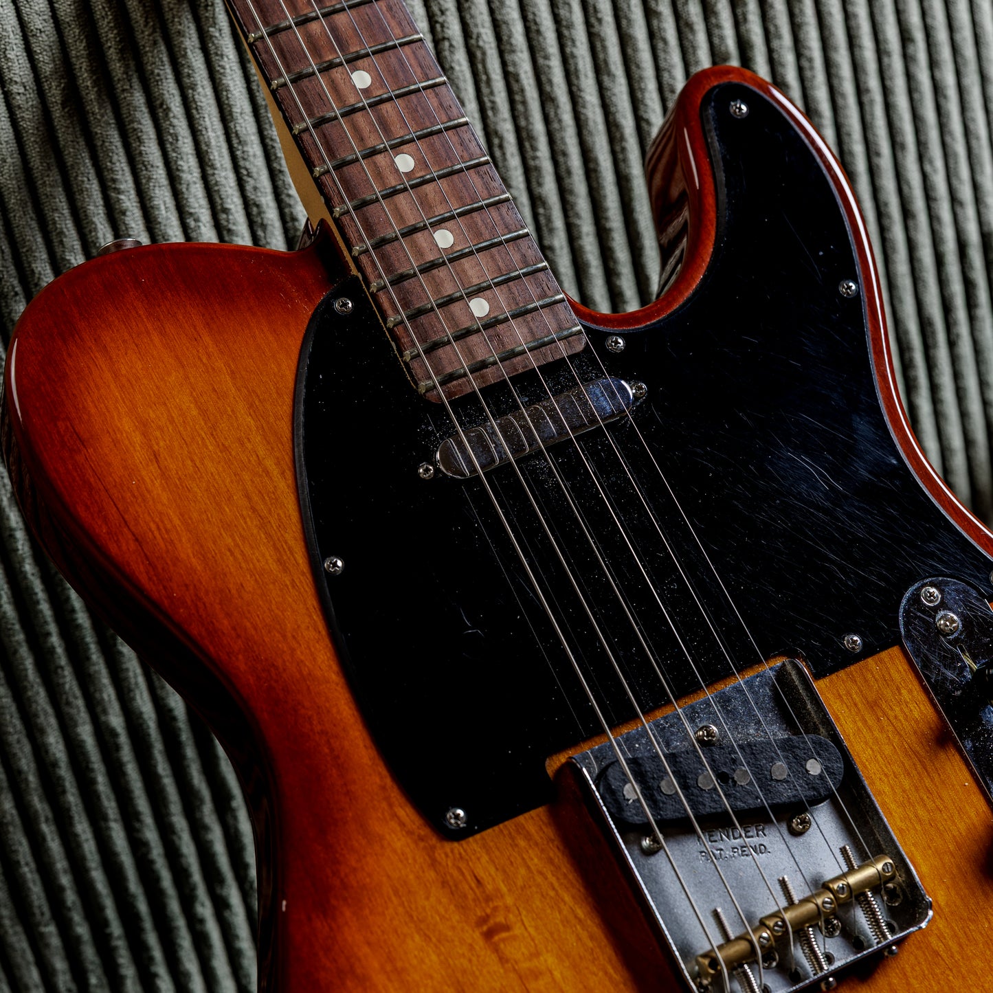 Fender American Performer Telecaster with Rosewood Fretboard 2018 - Present - Honeyburst