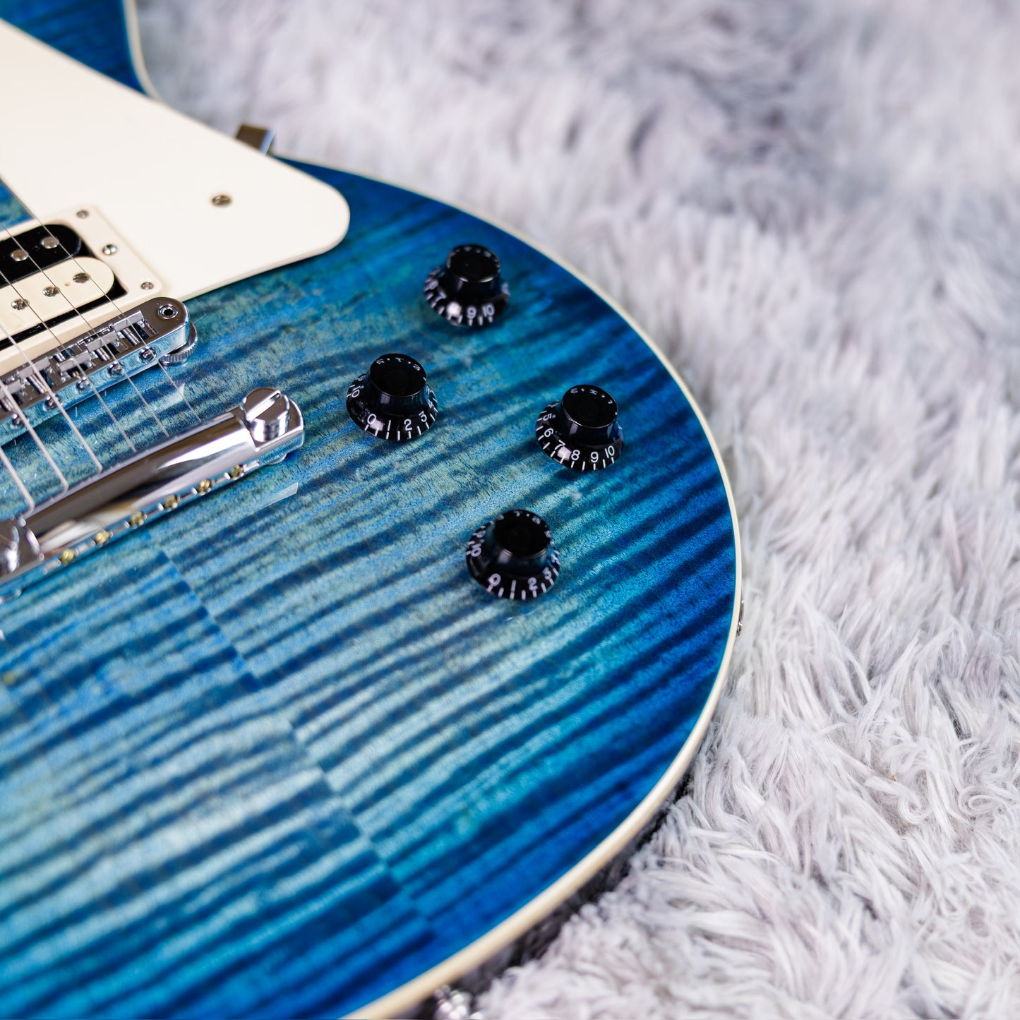 STUNNING Gibson Les Paul Traditional Pro V 2024 - Ocean Water Perimeter