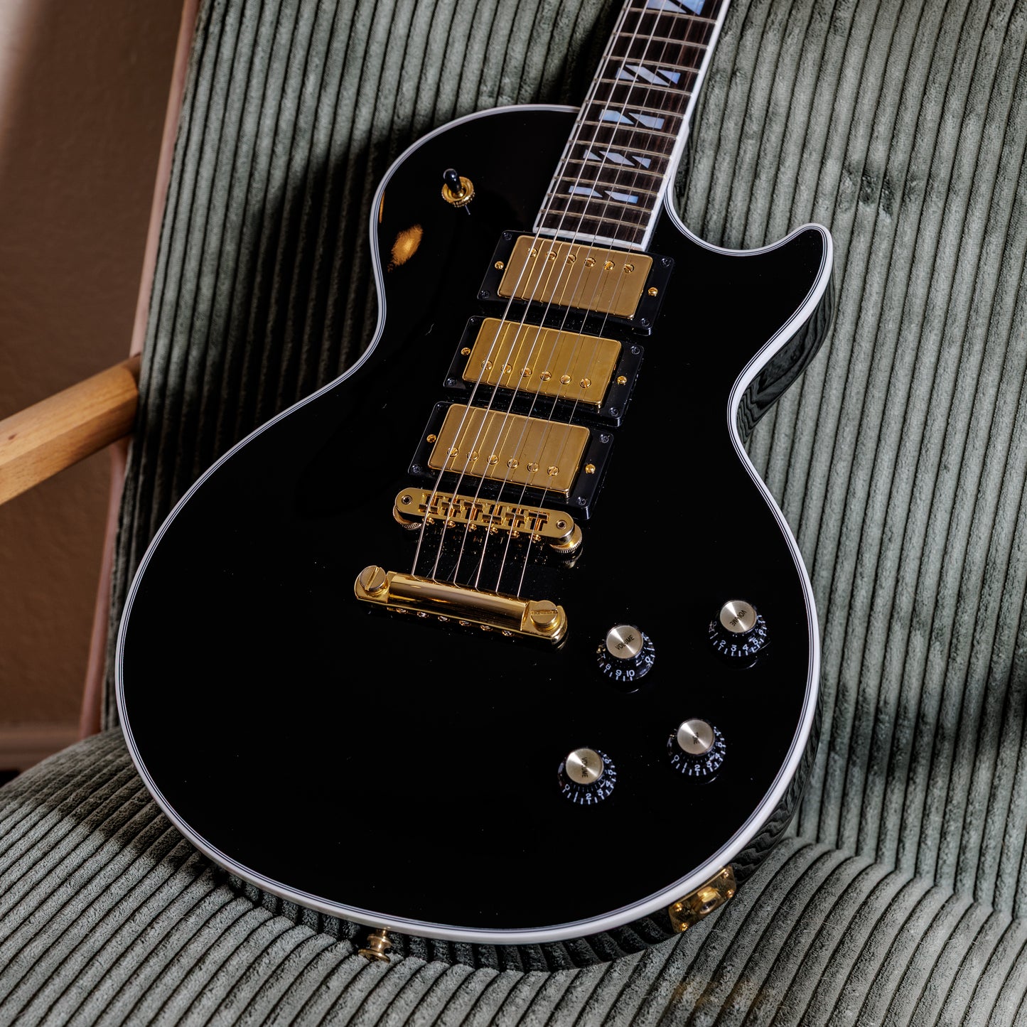 Gibson Les Paul Supreme 3-Pickup 2023 - Present - Ebony