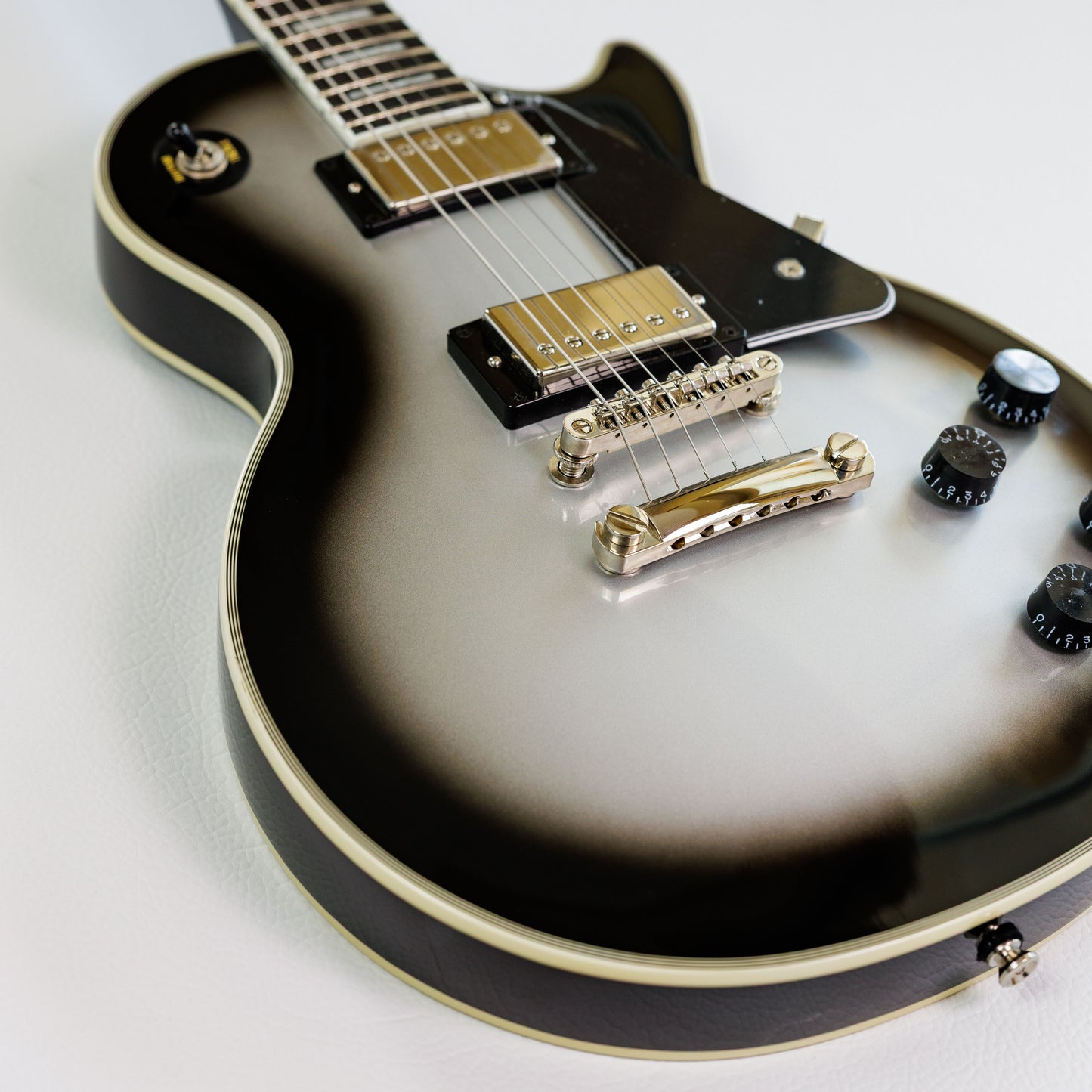 Epiphone Les Paul Custom 2021 - Present - Silverburst