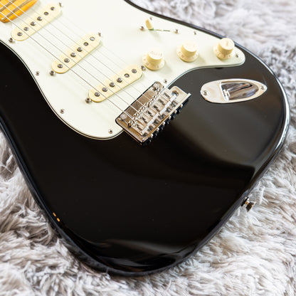 Fender American Professional II Stratocaster with Maple Fretboard 2020 - Present - Black