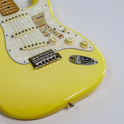Fender Deluxe Roadhouse Stratocaster with Maple Fretboard 2016 - Vintage White
