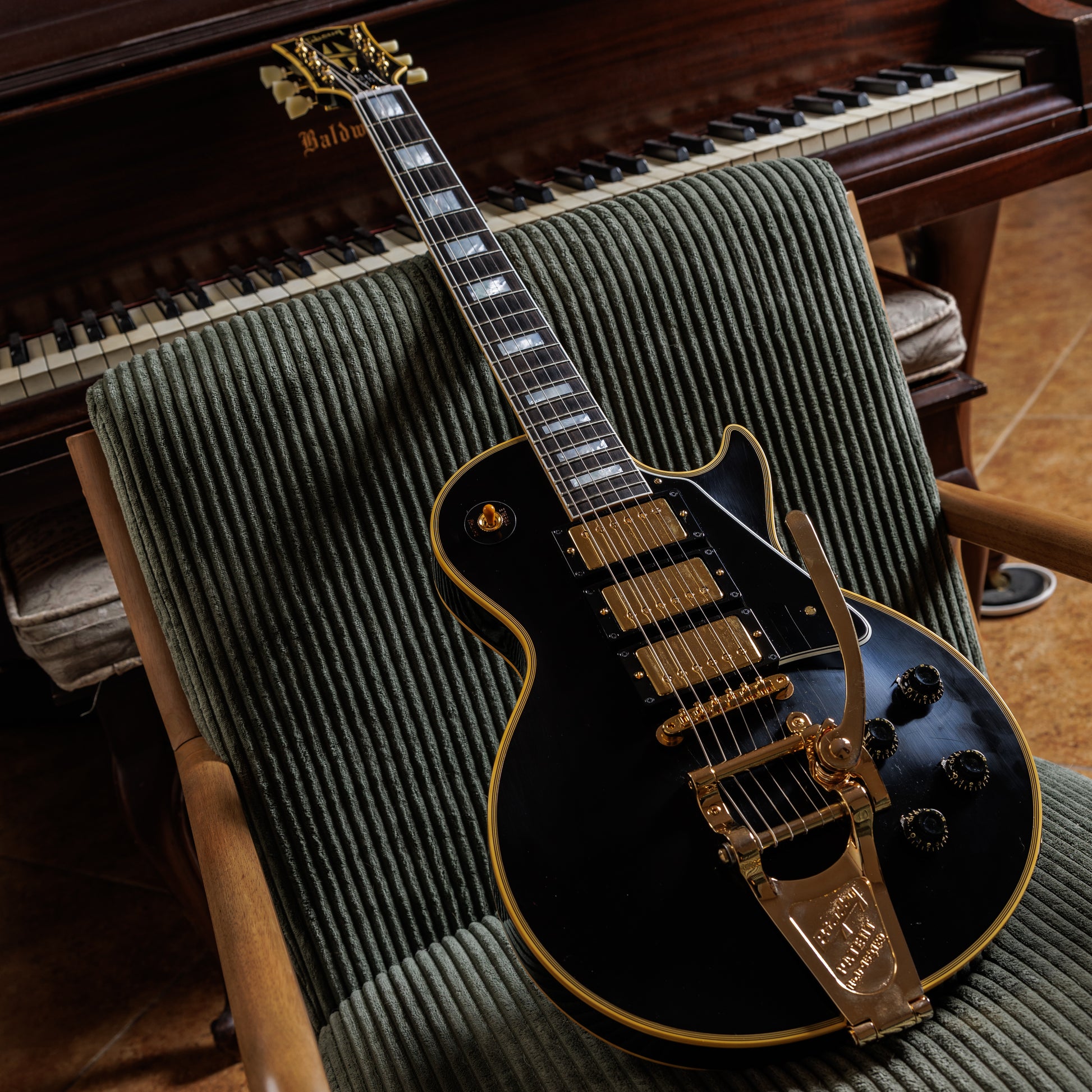 Gibson Custom Shop Historic 3-Pickup '57 Les Paul Custom Black Beauty Reissue with Bigsby 2026 - Ebony VOS