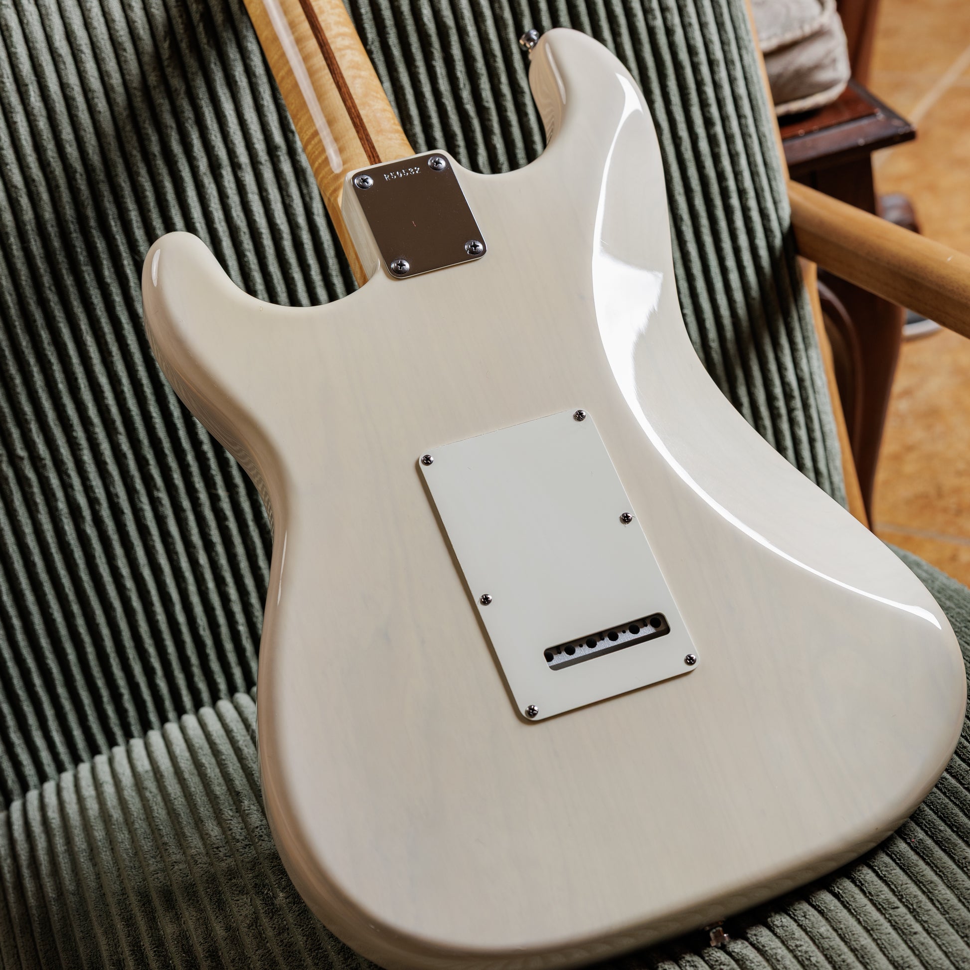 Fender Custom Shop Custom Deluxe Stratocaster - Transparent White