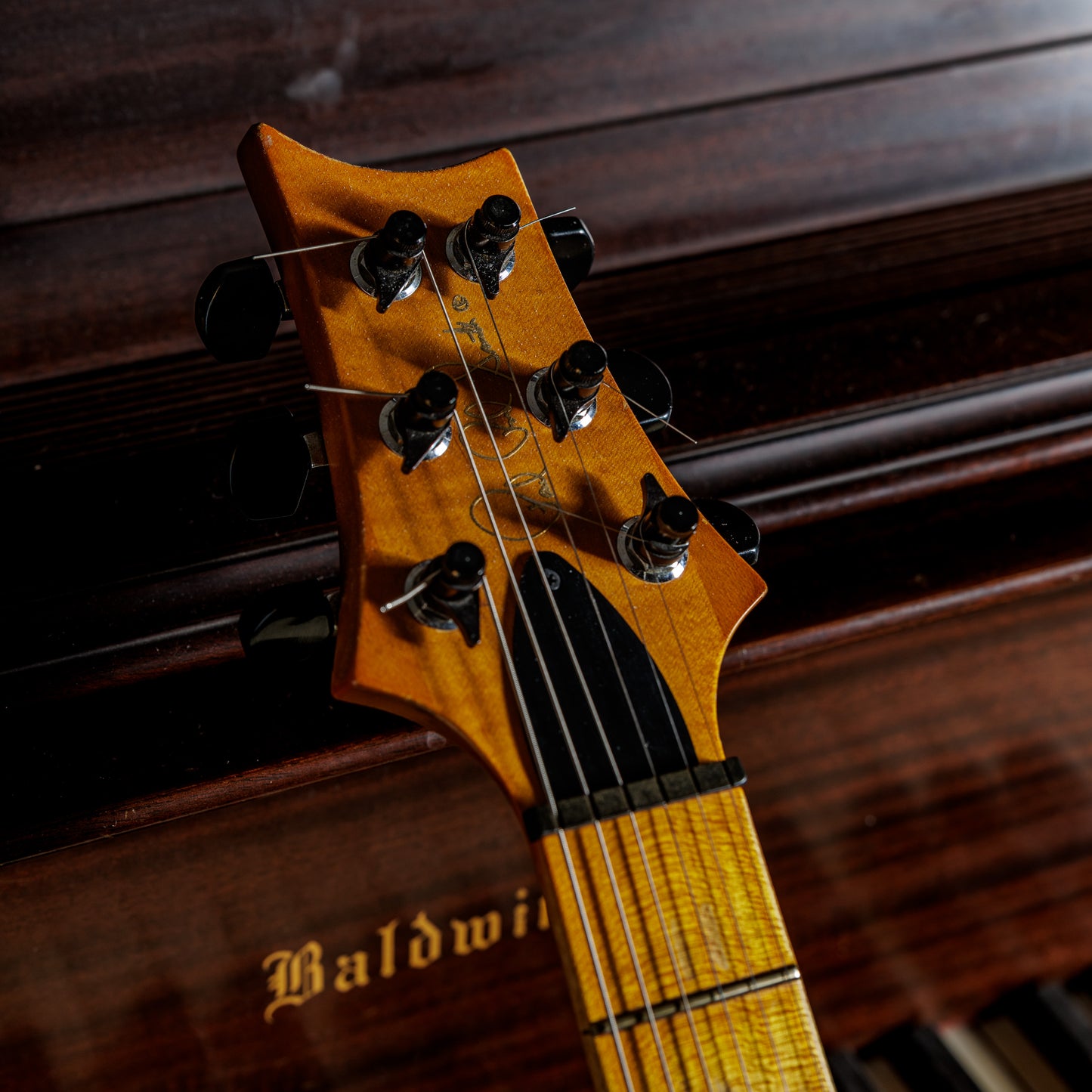 PRS Swamp Ash Special with Maple Fretboard 1996 - 2009 - Tri-Color Sunburst