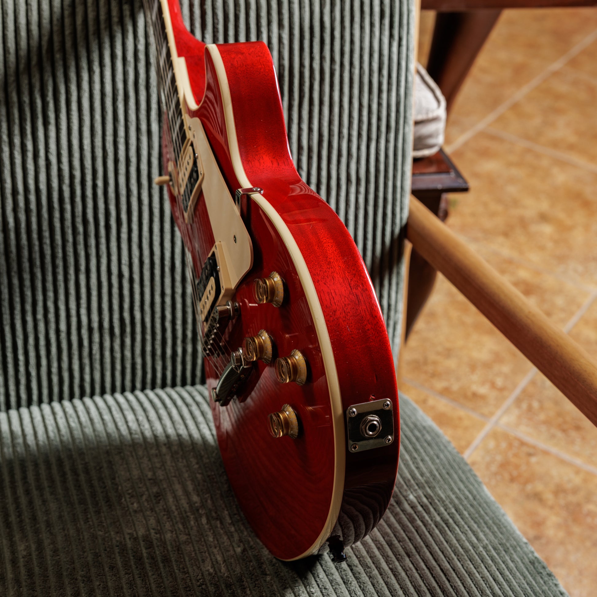 Gibson Les Paul Classic 2023 - Translucent Cherry