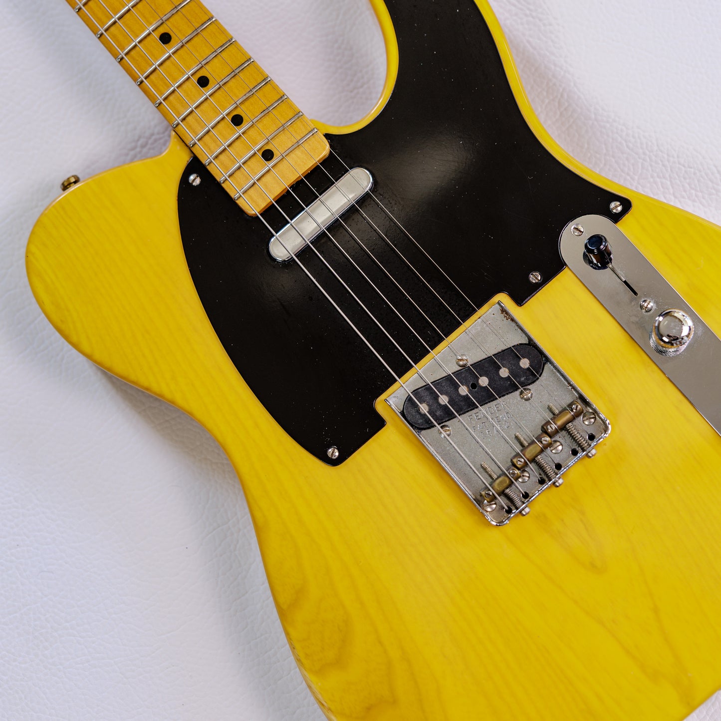 Fender American Vintage '52 Telecaster 2000s - Butterscotch Blonde